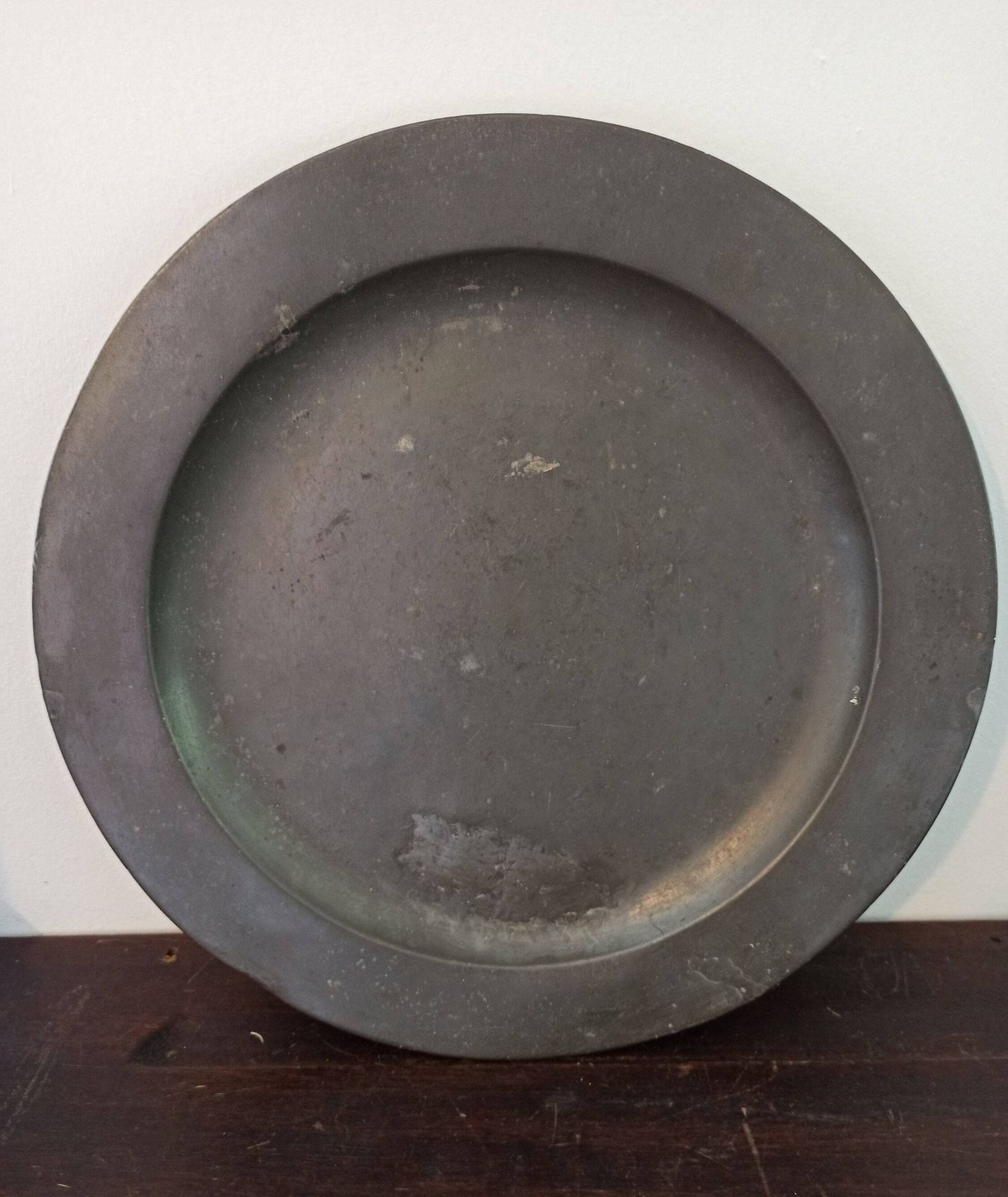 Heavy Antique Pewter Plate. Early To Mid 1700s. J Watts. Very Rare. London Pewter.