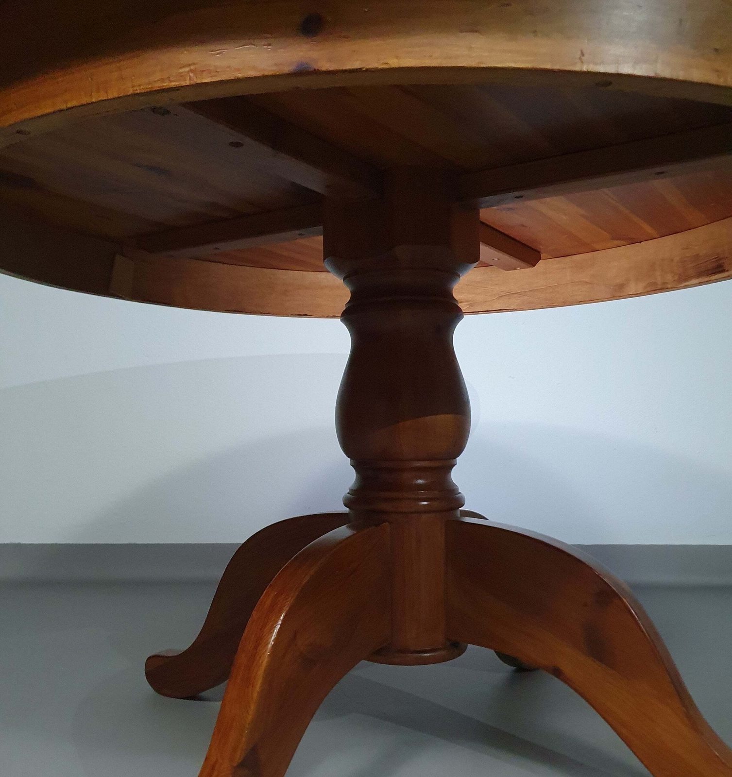 photo for sale 70s Pine Wood Dining Table / Wood Column Leg Table In 4 Leg Design With Round Top Width 125 Cm Height 75 Cm