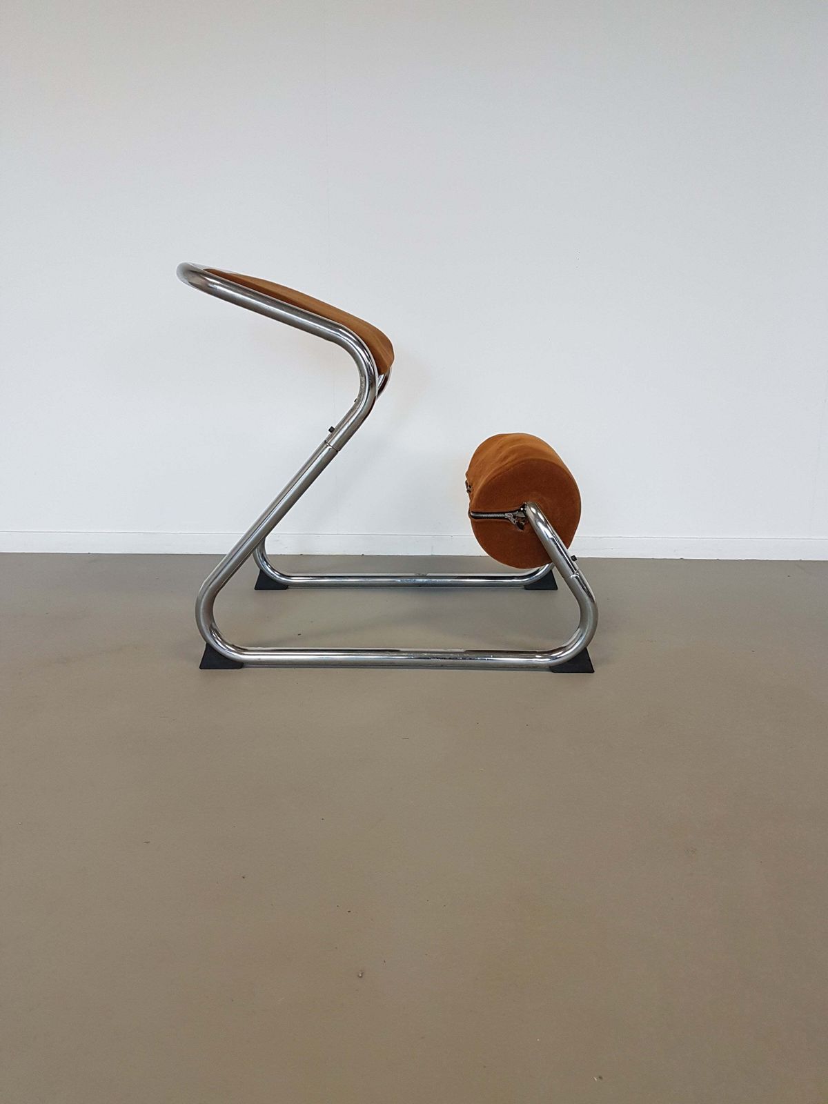Balans Activ Chair Hag. Active Balance Chair By Hag photo furniture