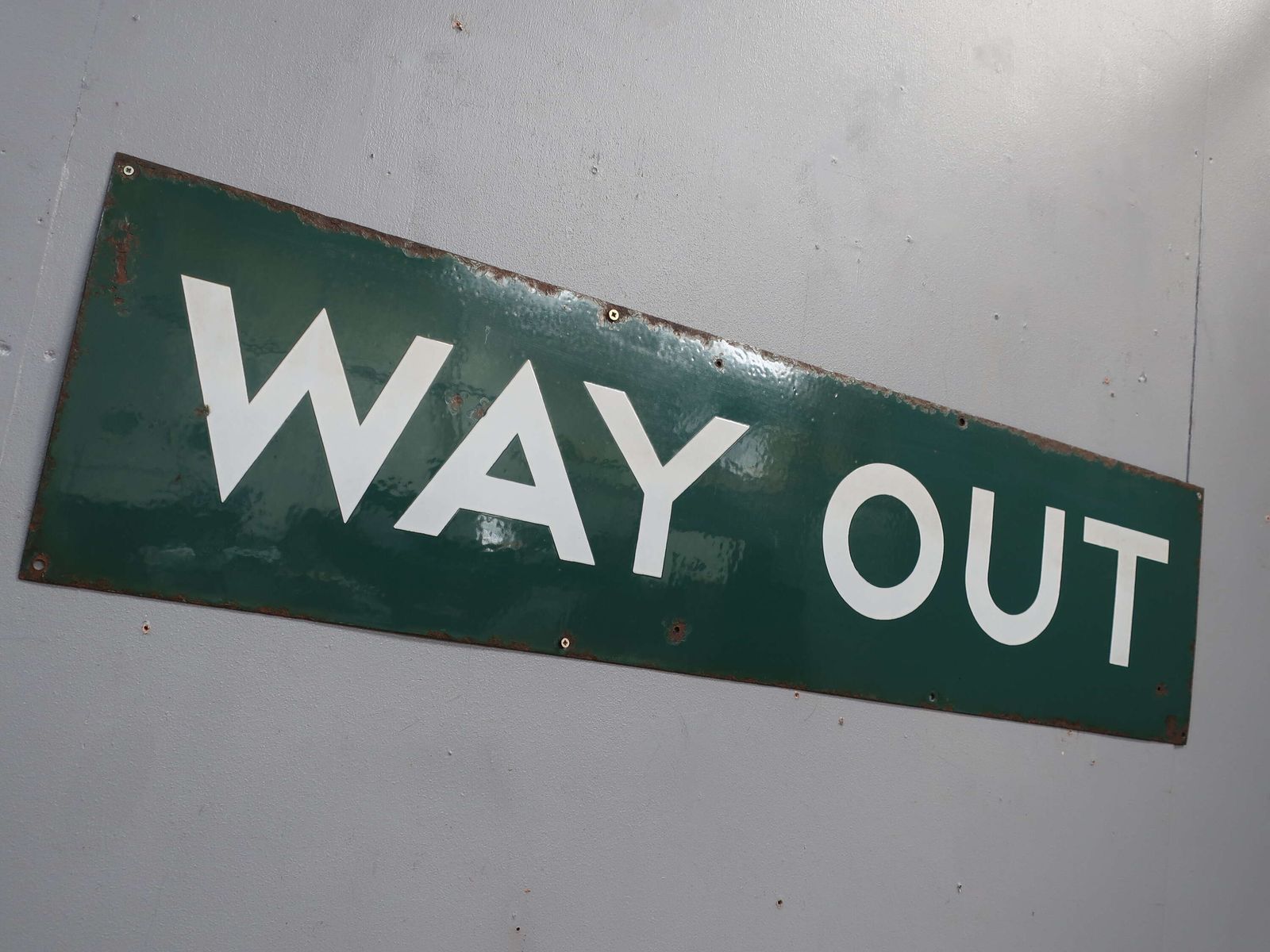 Way Out ~ Southern Railway Enamel Sign