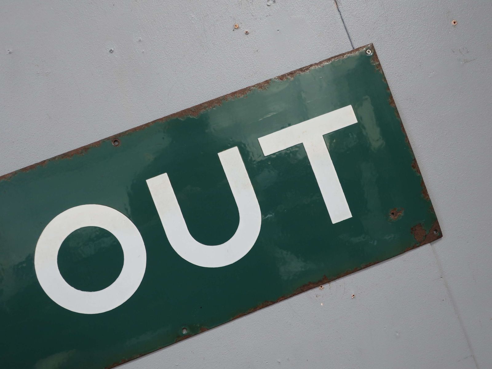 Way Out ~ Southern Railway Enamel Sign photo vinterior