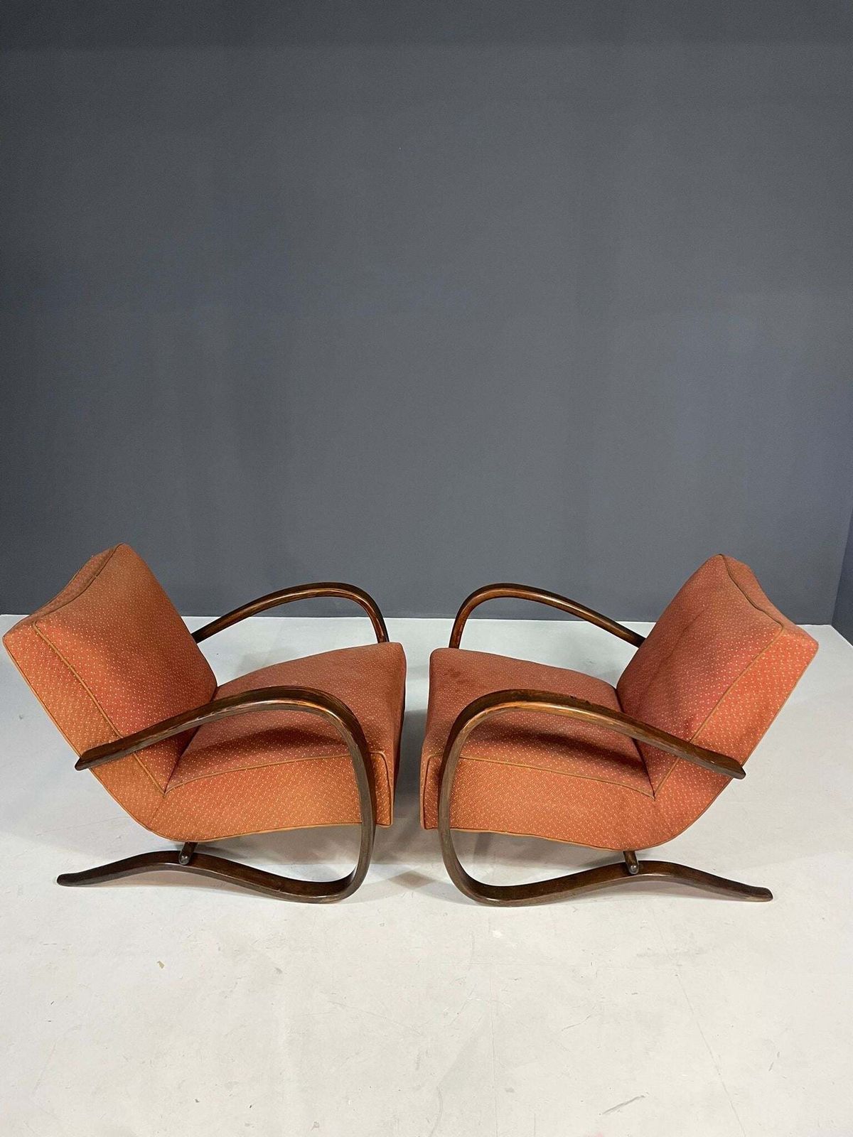 Pair Of H269 Lounge Chairs By Jindřich Halabala, Czechoslovakia, 1930s photo Furniture