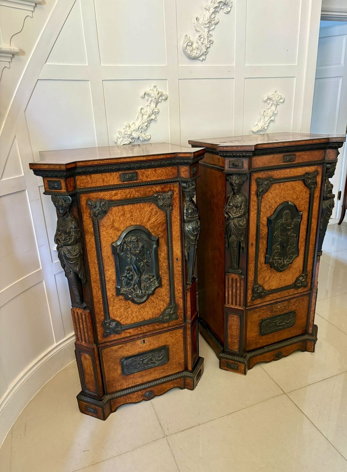 27000.0 Exhibition Quality Pair Of Antique 19th Century Amboyna And Carved Ebony Pedestals photo