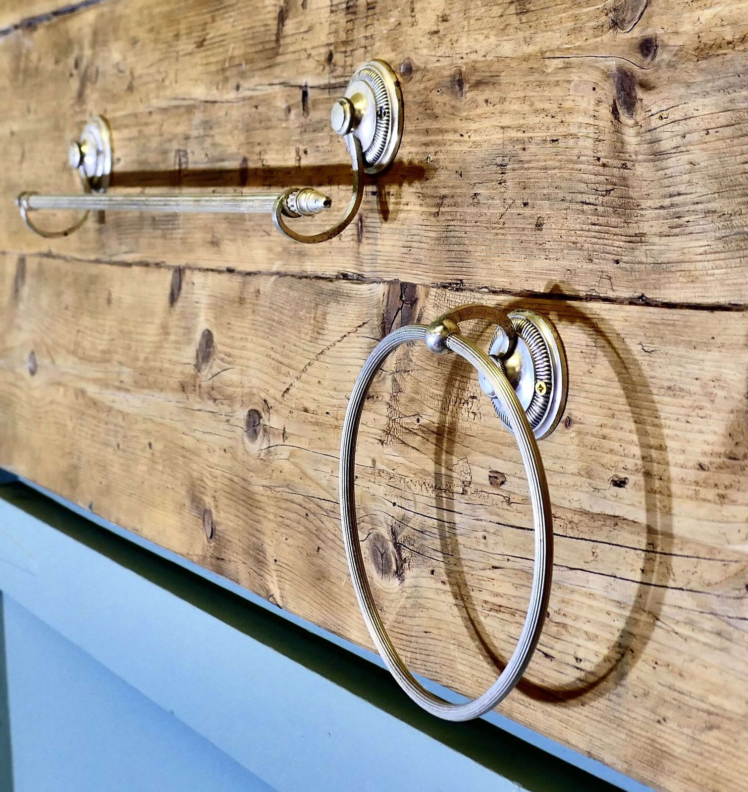 Silver Plated Towel Rail And Towel Ring photo Furniture