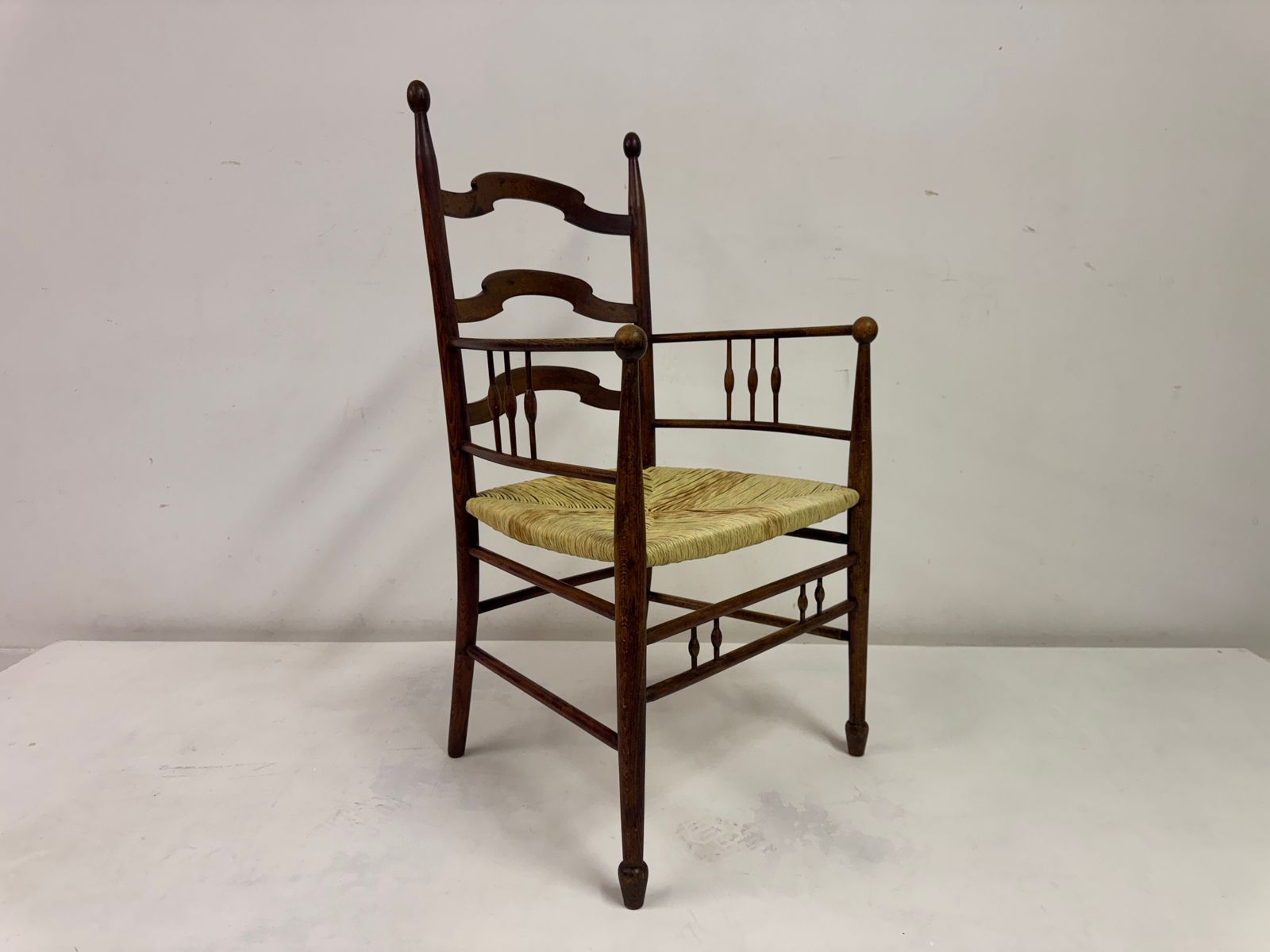 photo vintage Arts And Crafts Armchair In Elm Possibly For Liberty & Co
