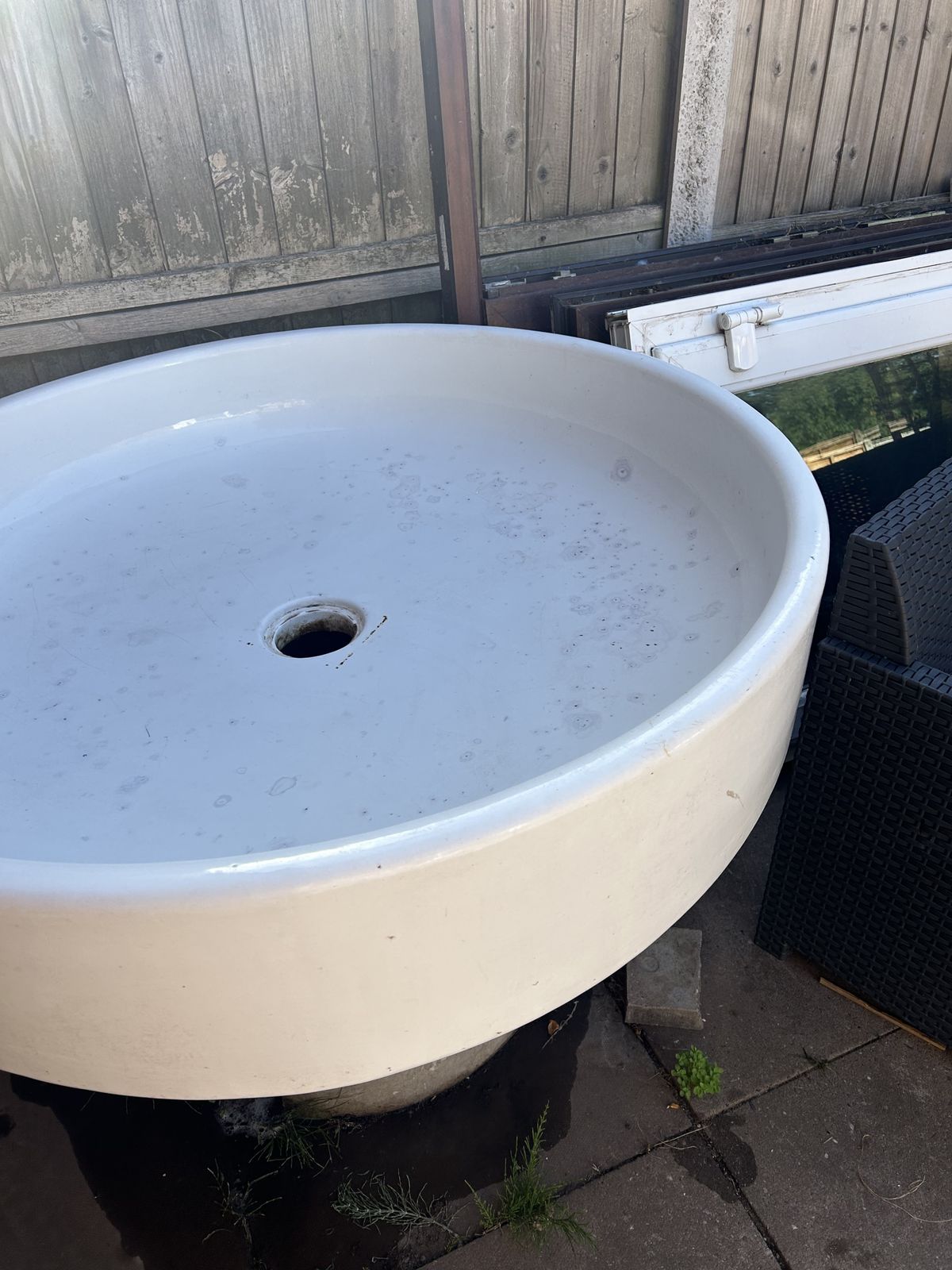 Large Freestanding Circular Sink By Royal Doulton photo for sale