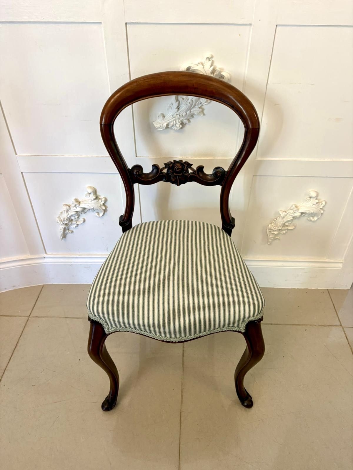Set Of 6 Antique 19th Century Quality Carved Mahogany Balloon Back Dining Chairs photo vintage