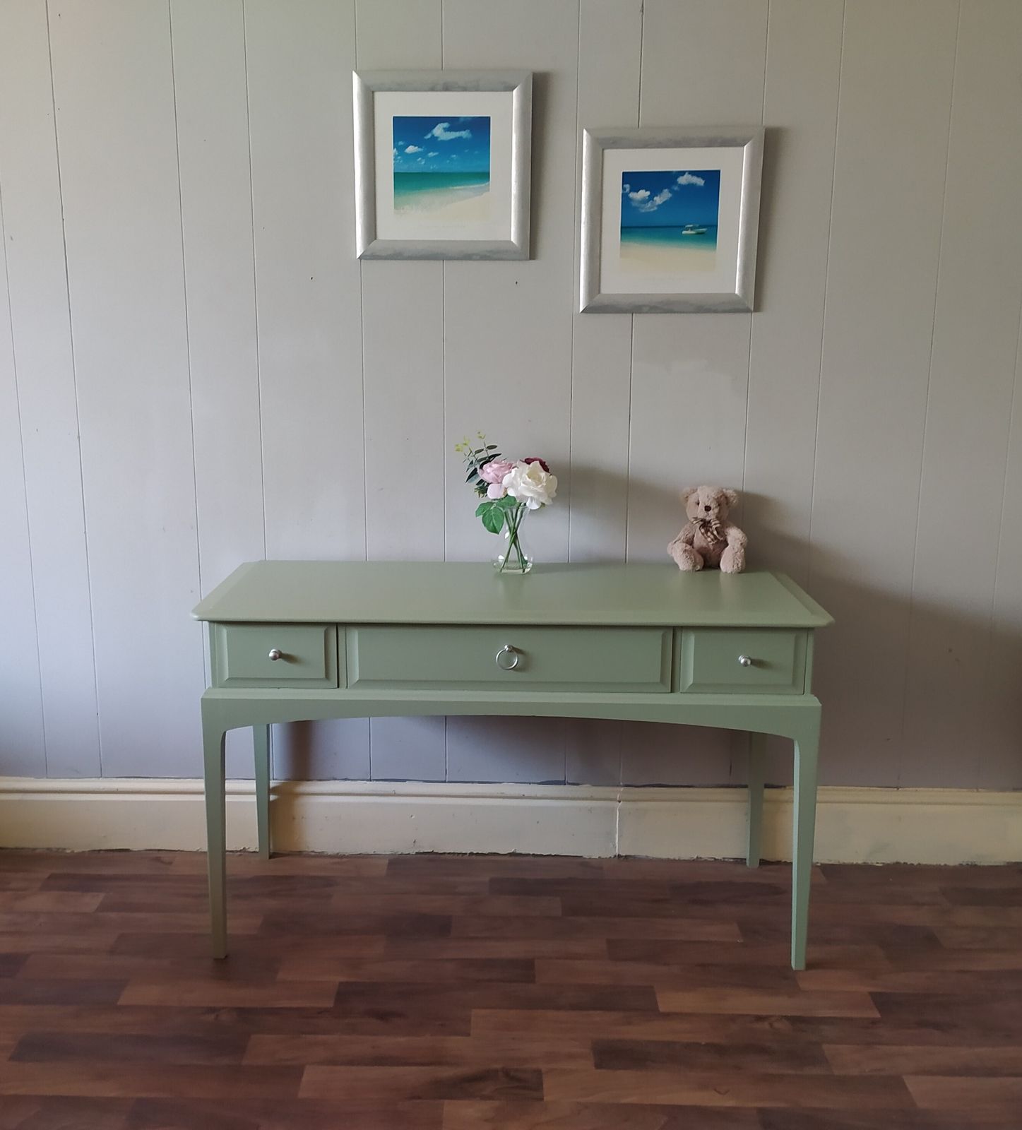 Vintage Stag Console Finished In A Bramwell Green