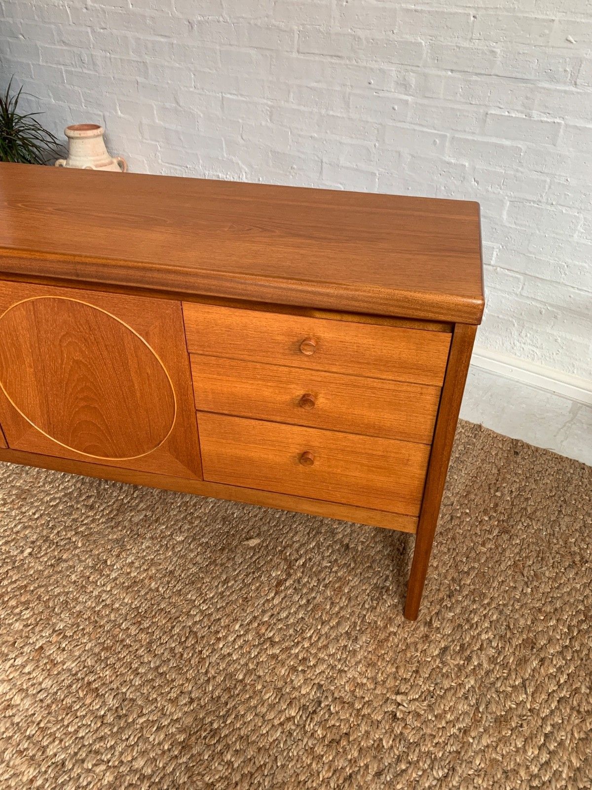 photo vinterior Mid Century Teak 1960s Nathan Circles Sideboard