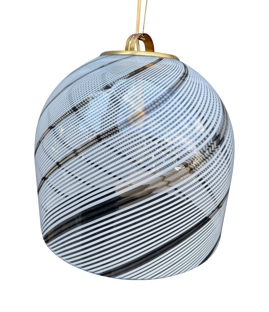 2150.0 An Italian 1970s Large Murano Swirl Glass Pendant Light By Venini With Brass Top And Ceiling Rose. photo