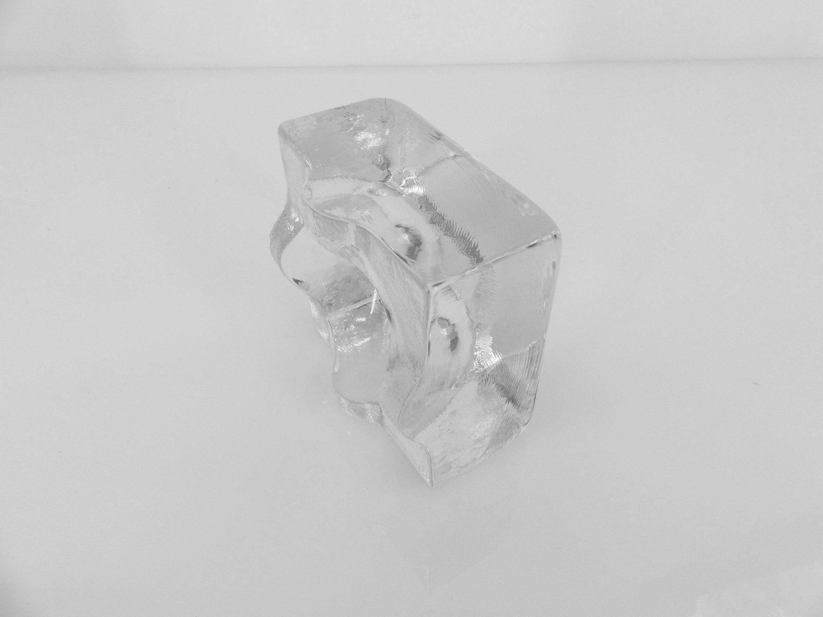Sculptural Ashtray In Clear Glass, Puzzle Model, Design Bertil Vallien, Boda åfors, Sweden, Circa 1970 photo Home Decor