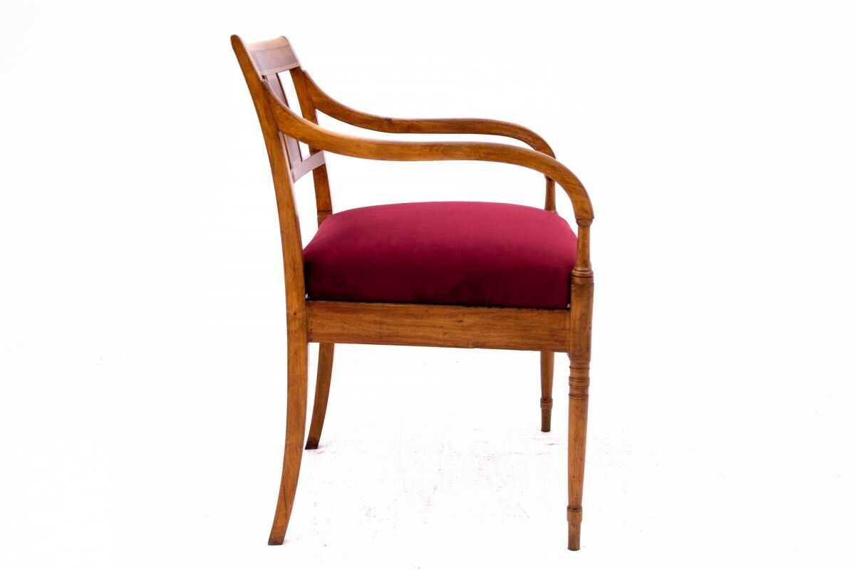 photo furniture Armchair, Northern Europe, Circa 1900.