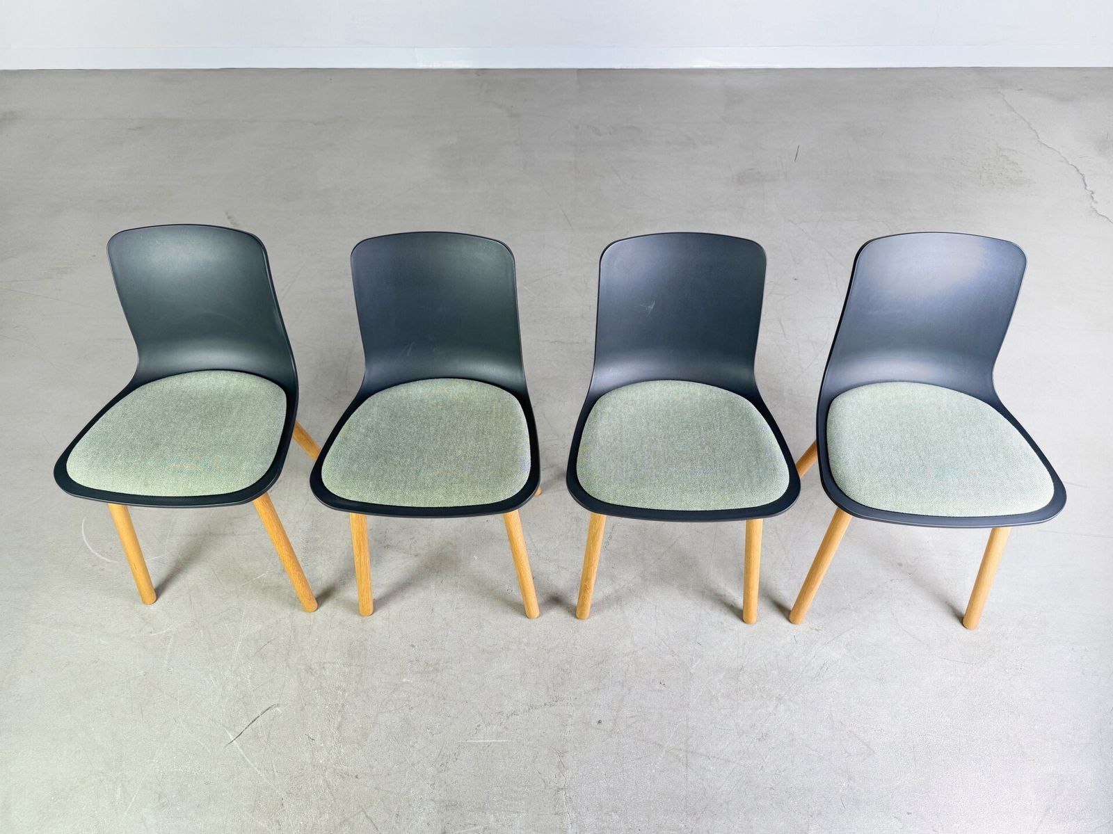 Set Of 4 Vitra Chairs Hal Wood With Seat Cushion Jasper Morrison Design photo Furniture