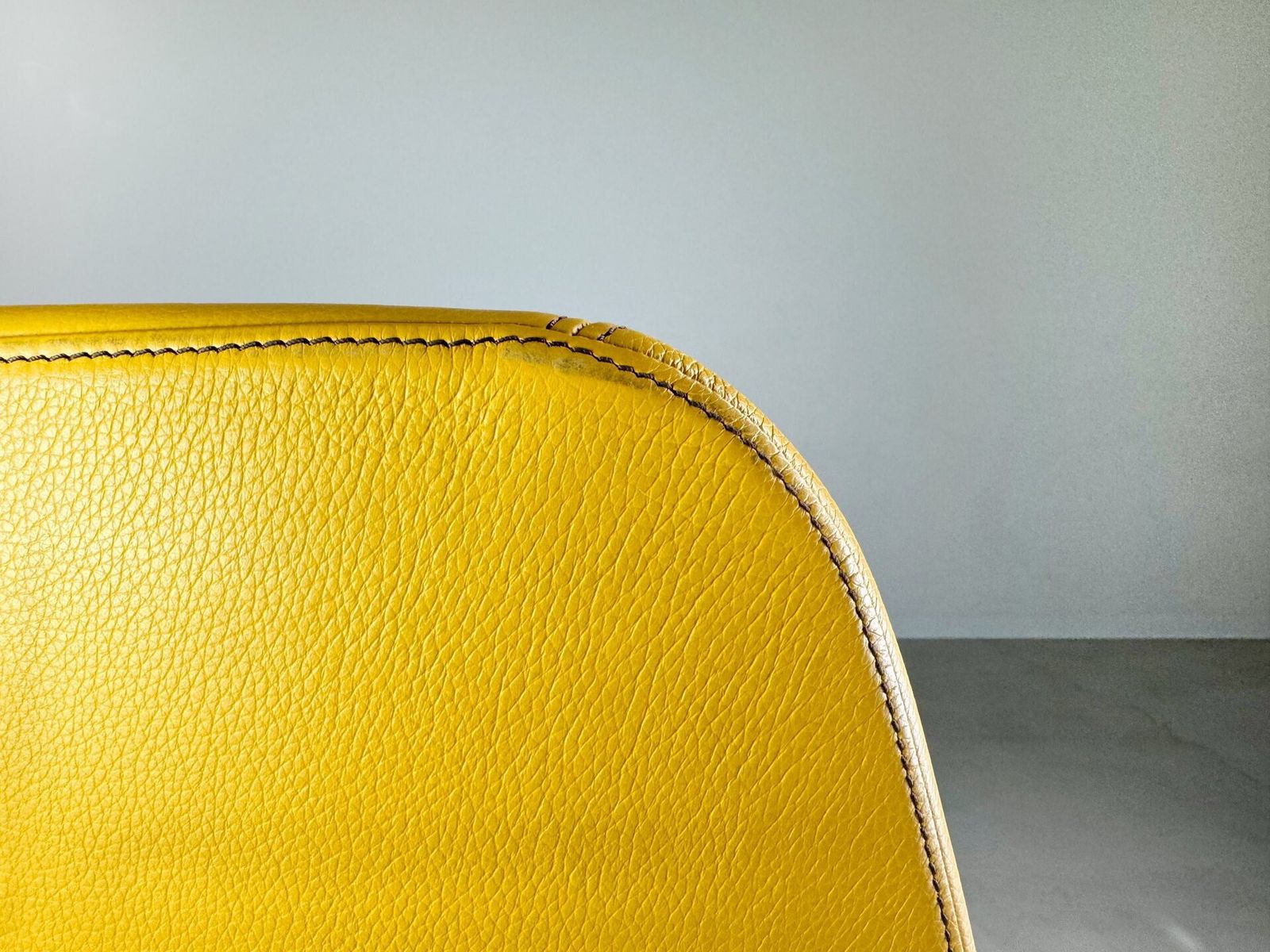Original Moroso Armchair Leather Yellow Patricia Urquiola Swivel photo buy