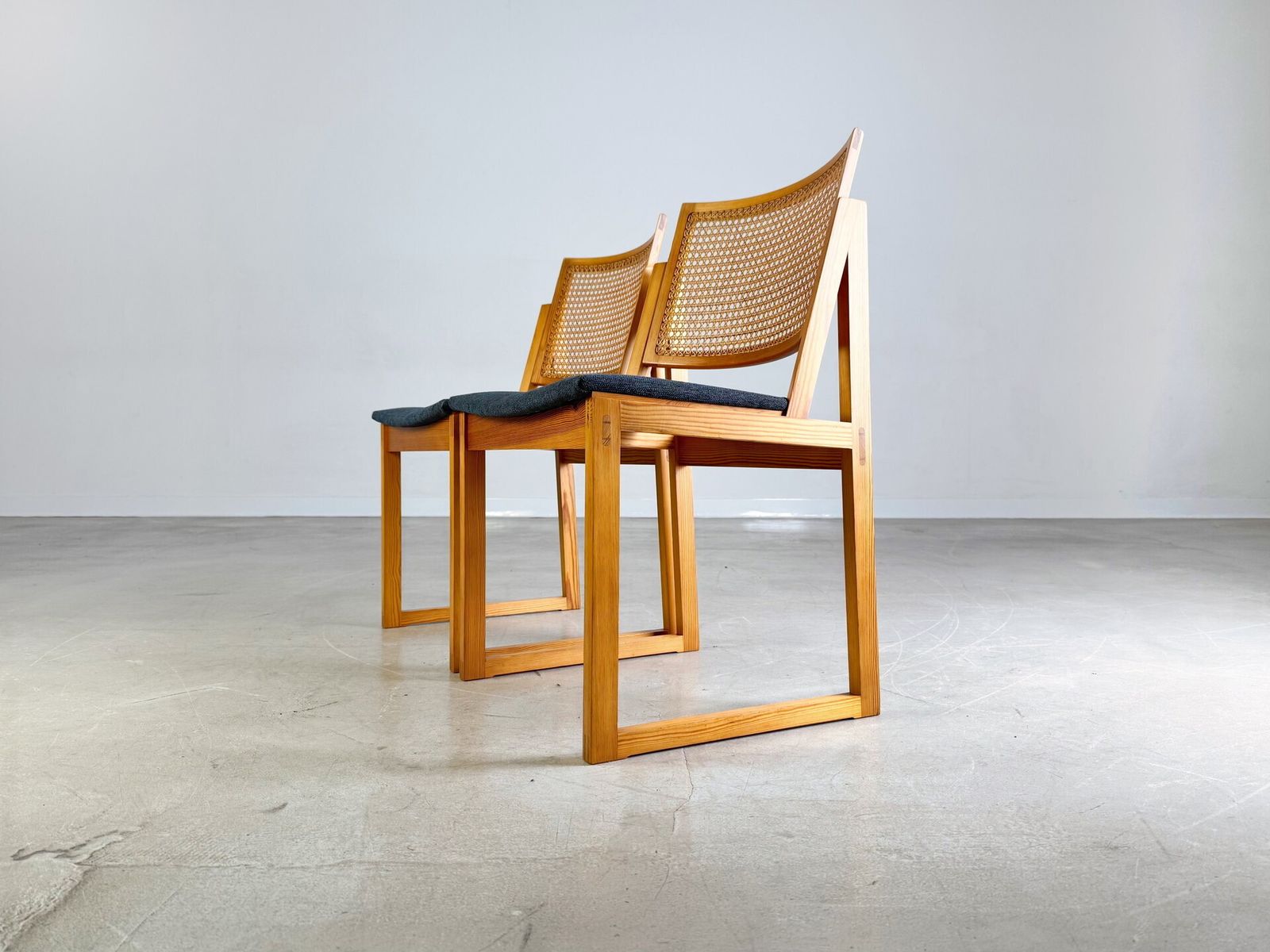 Original Set Of 2 Kai Lyngfeldt Larsen Chair Midcentury Søborg 5262 photo 990.0