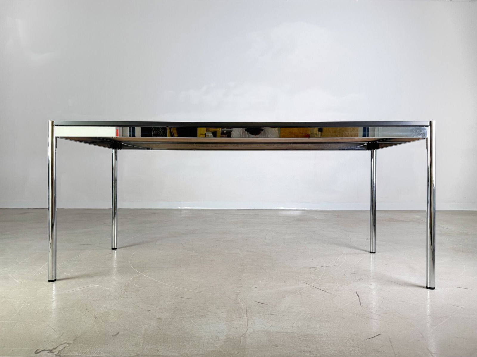 15x Original Usm Haller Desk In Desired Color Design Table photo furniture