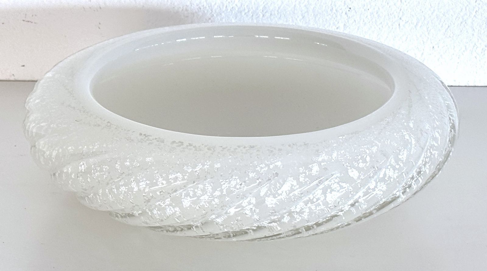 Italian Murano Glass Bowl Or Vide Poche In Twisted Glass With Shimmering, 1970s photo 560.0