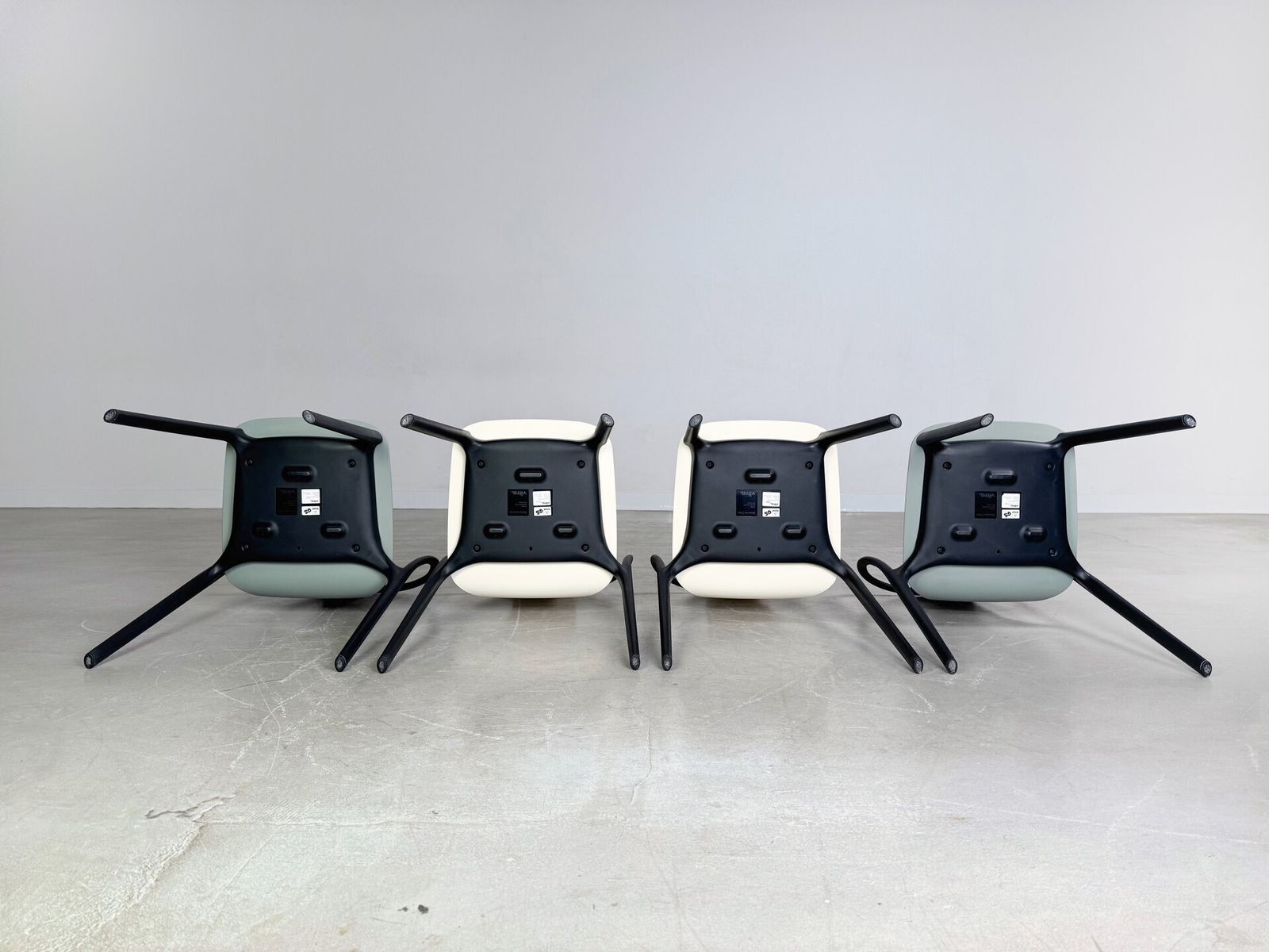photo furniture Set Of 2 Vitra Belleville Chair Ronan Erwan Bouroullec Outdoor Cream