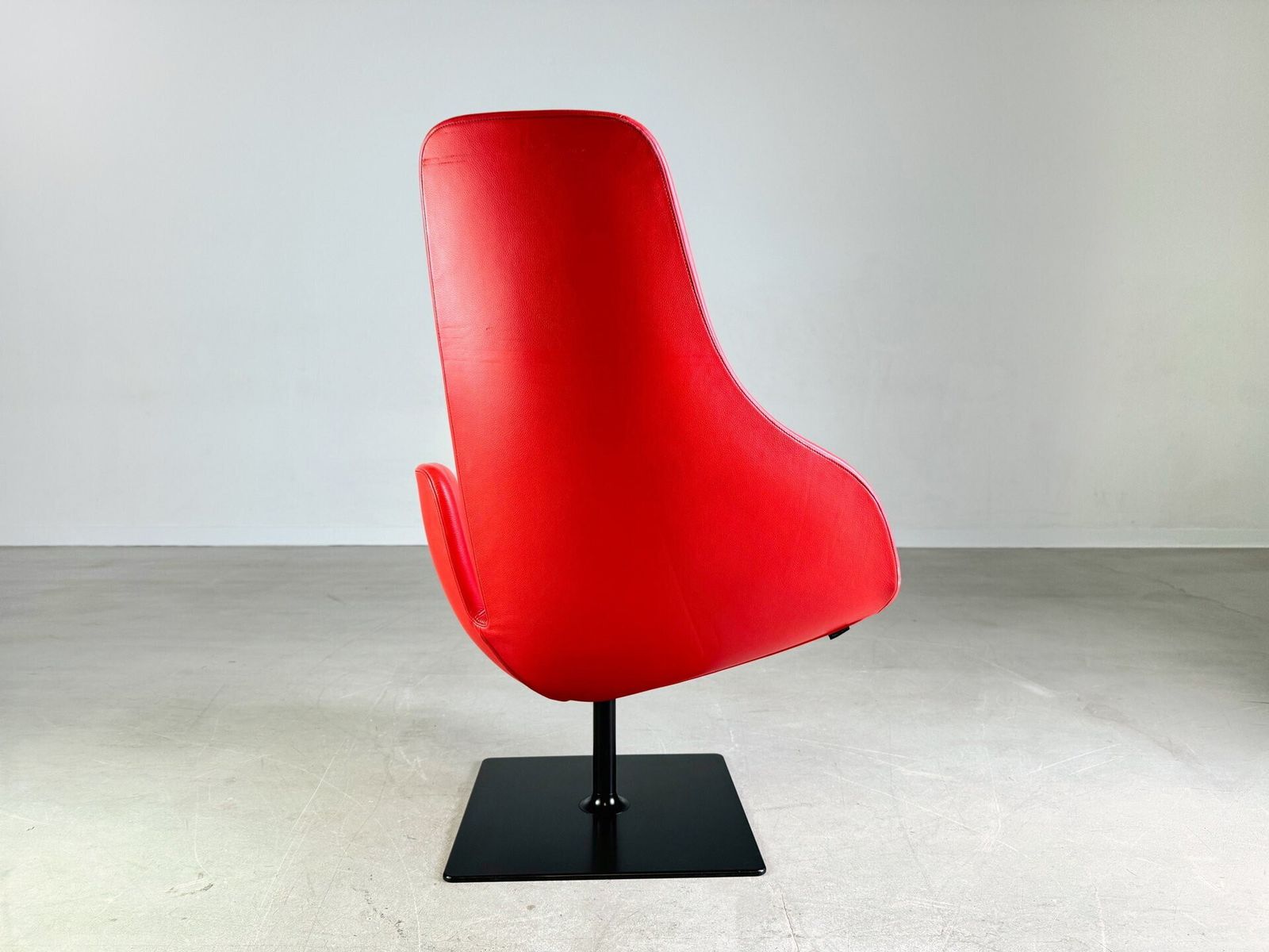 Original Moroso Armchair Leather Red Patricia Urquiola Swivel photo for sale