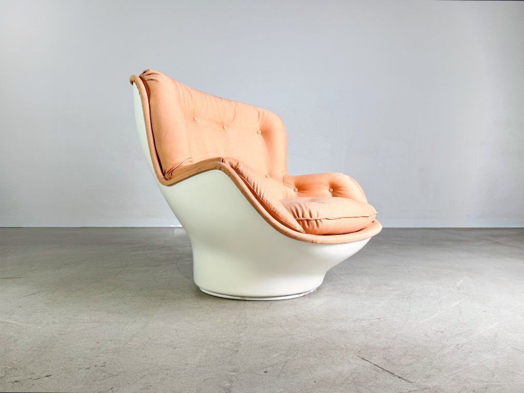 Original Michel Cadestin Karate Lounge Chair Airbone Fiberglass photo 3790.0