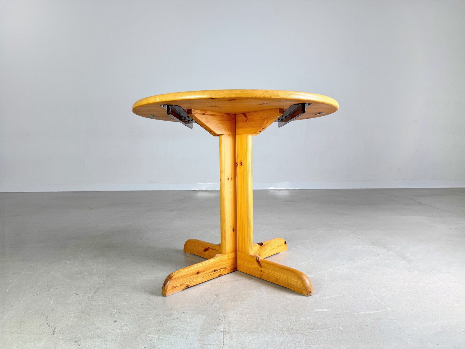 Extendable Vintage Dining Table Pine In The Style Of Rainer Daumiller photo for sale