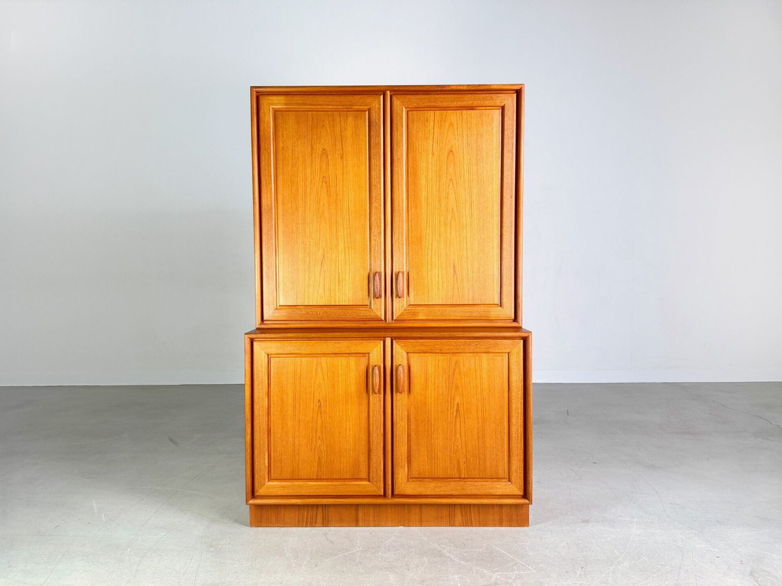 Vintage Cabinet Midcentury Heinrich Riestenpatt Rt Furniture Chest Of Drawers Teak photo 890.0
