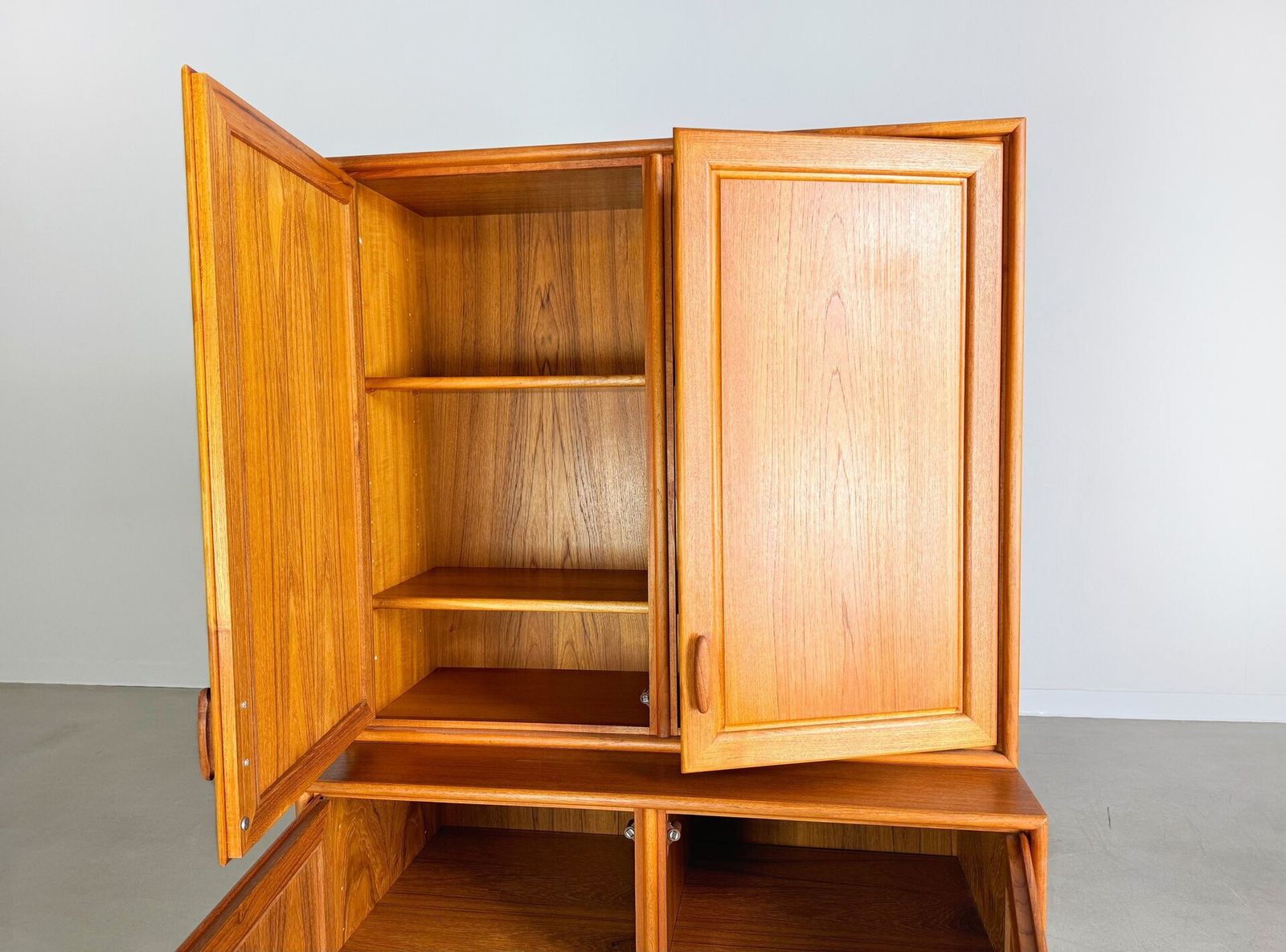 Vintage Cabinet Midcentury Heinrich Riestenpatt Rt Furniture Chest Of Drawers Teak photo vintage