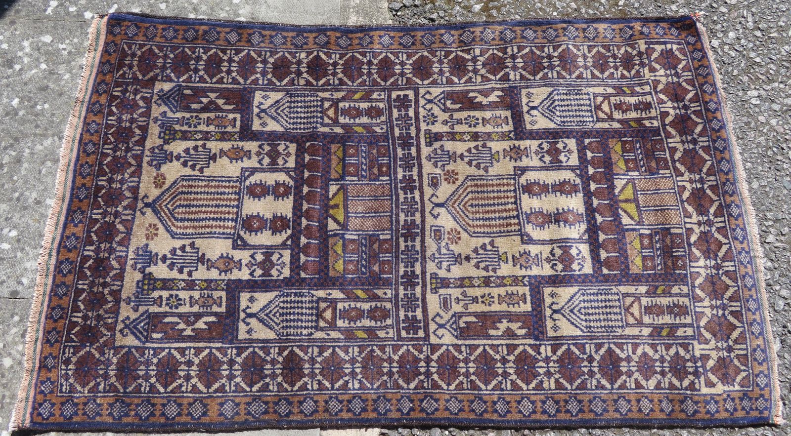 Unusual Mosque Design Afghan Rug. Herat Region. 133cm X 85cm. photo furniture