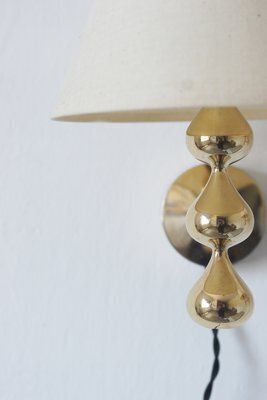 24 Carat Gold Plated Teardrop Wall Lamps By Hugo Asmussen, Denmark, 1970s, Set Of 2 photo Lighting
