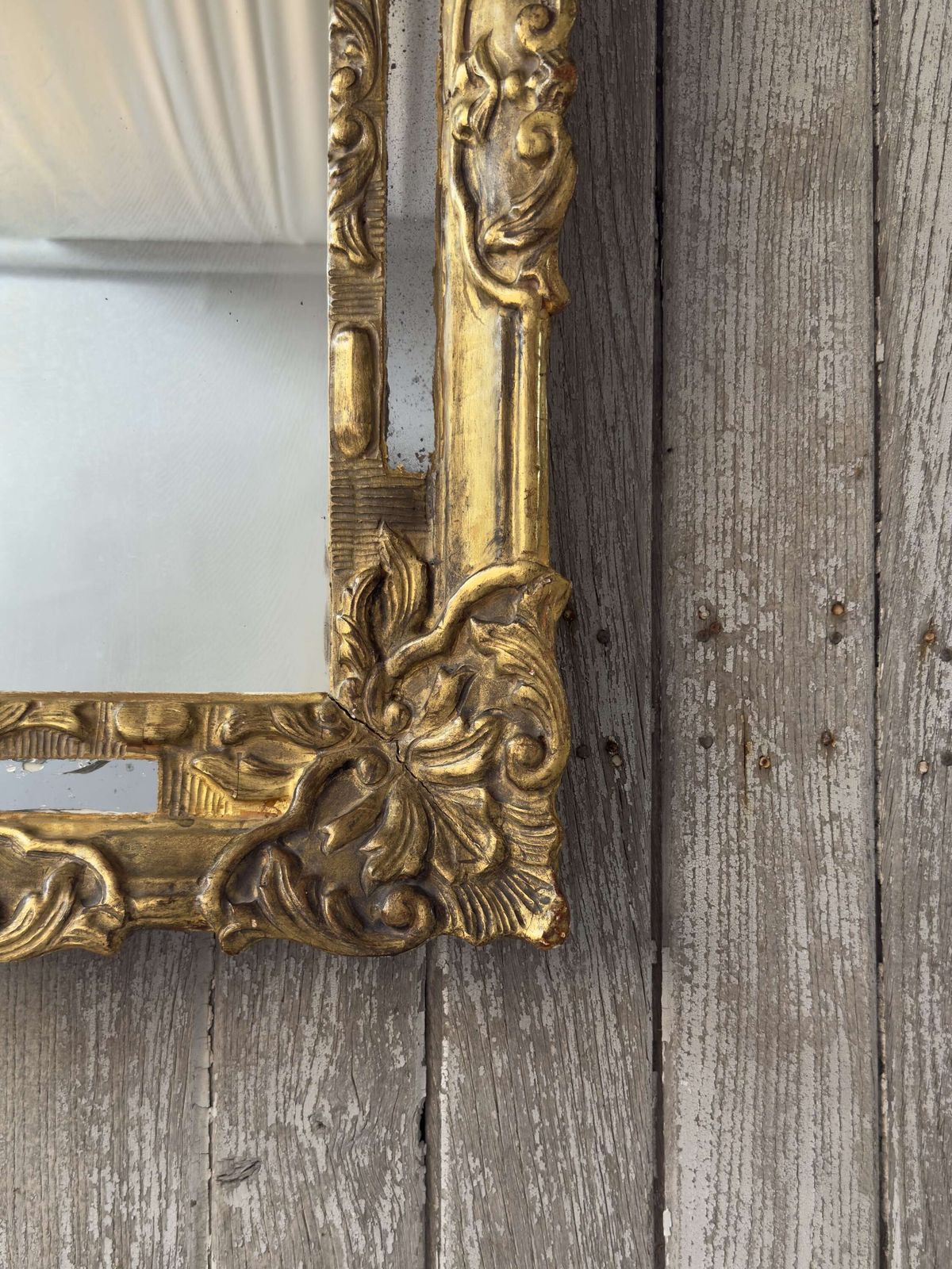 Antique Italian Baroque Giltwood Mirror   18th Century photo 850.0