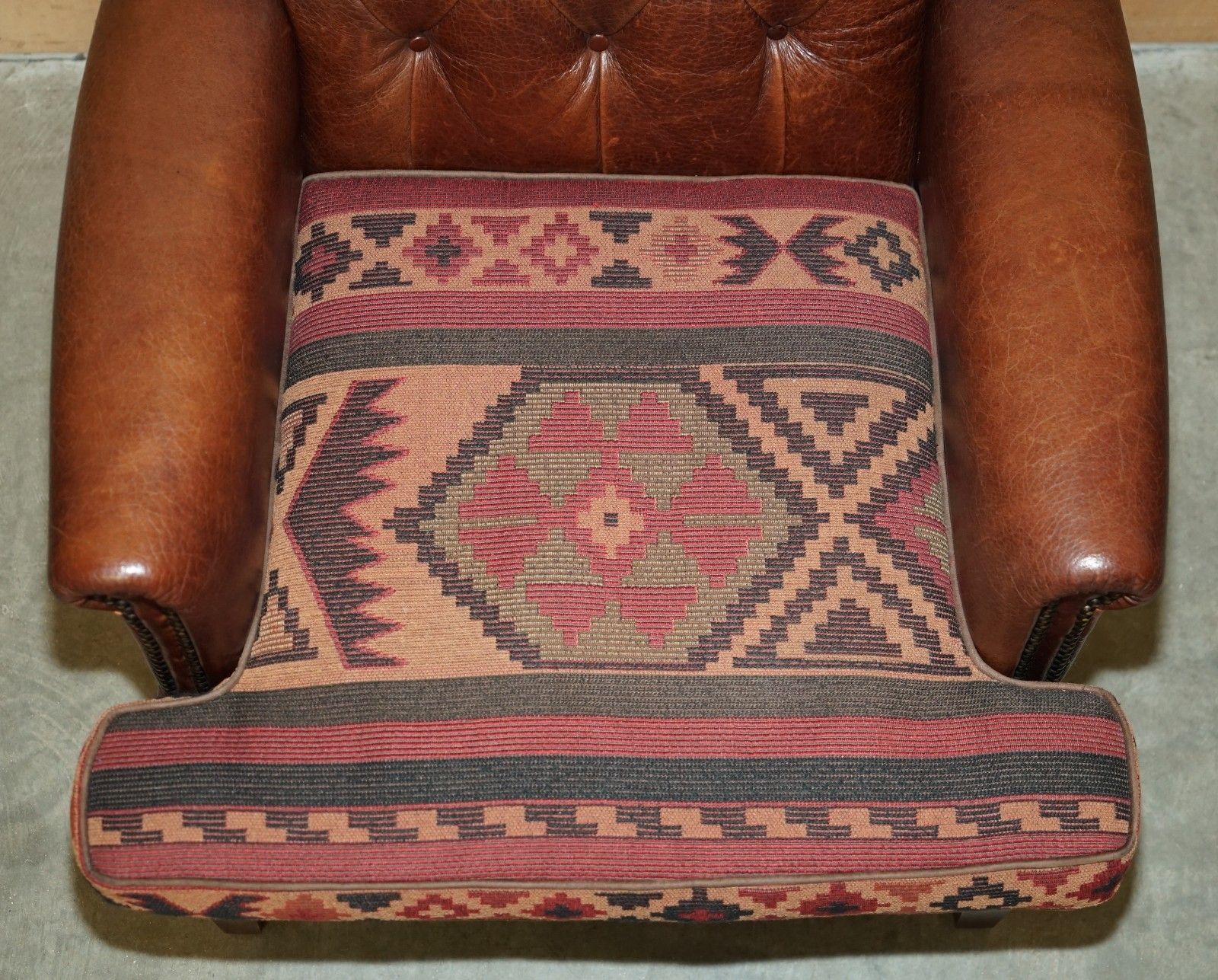 Lovely Brown Leather Chesterfield Tufted Kilim Upholstered Library Armchair photo buy