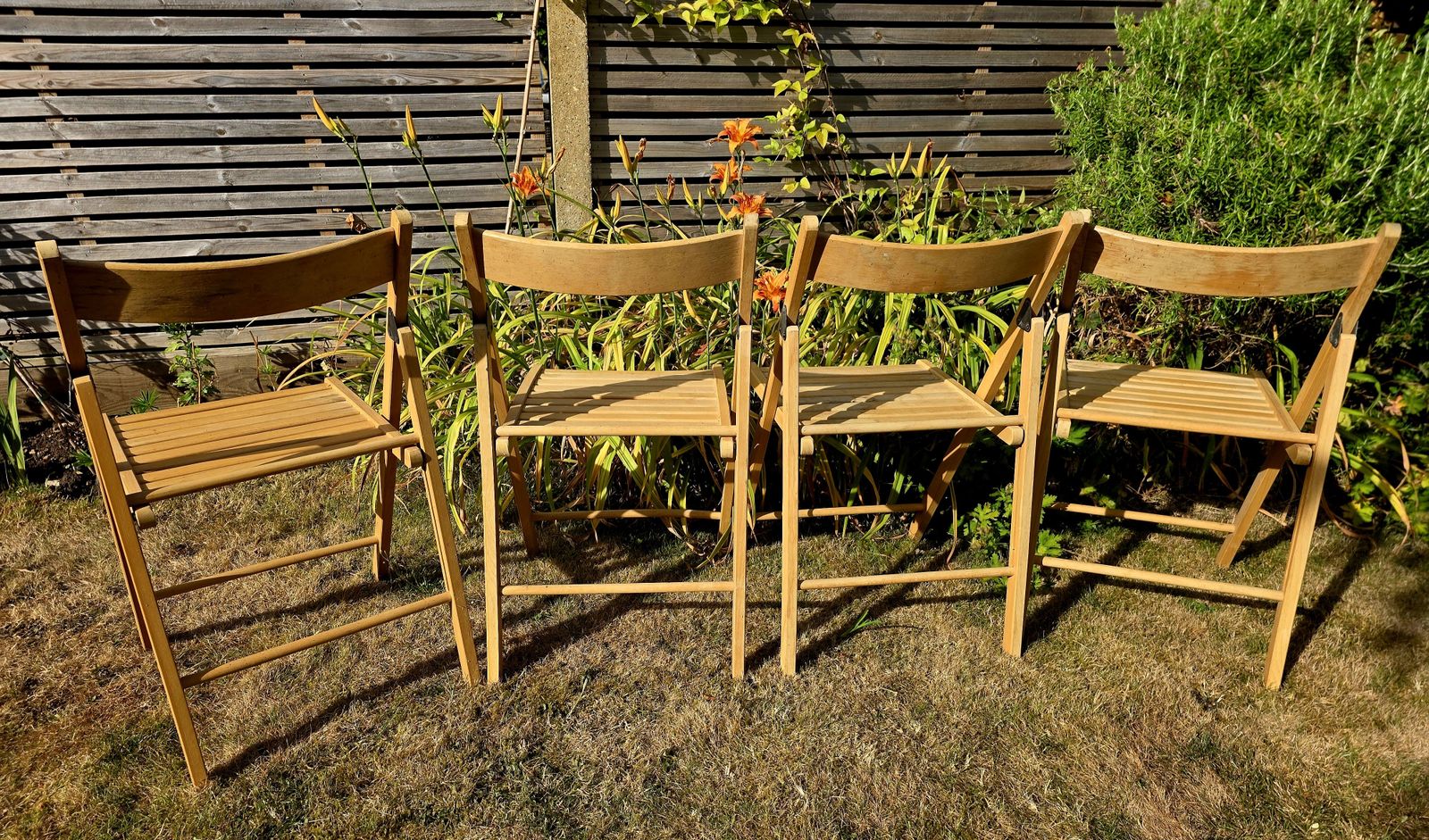 Set Of 4 Vintage Wooden Folding Chairs photo buy