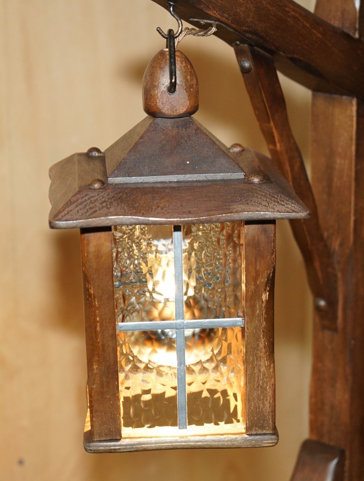 Antique Circa 1930's Mission Arts & Crafts Carved Oak Adjustable Floor Lamp photo Lighting