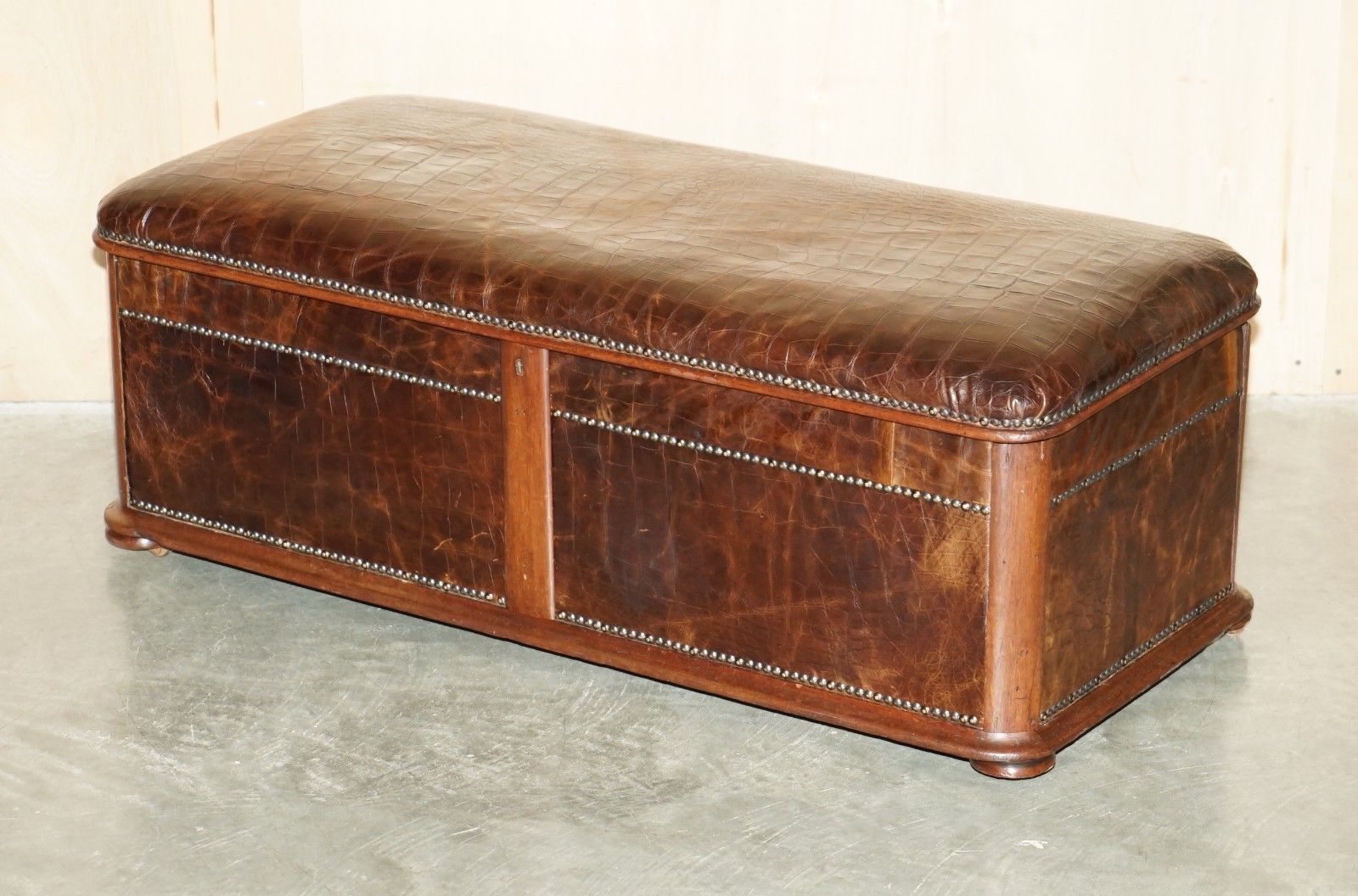 Antique 1860 Mahogany Alligator Crocodile Patina Brown Leather Ottoman Trunk photo furniture