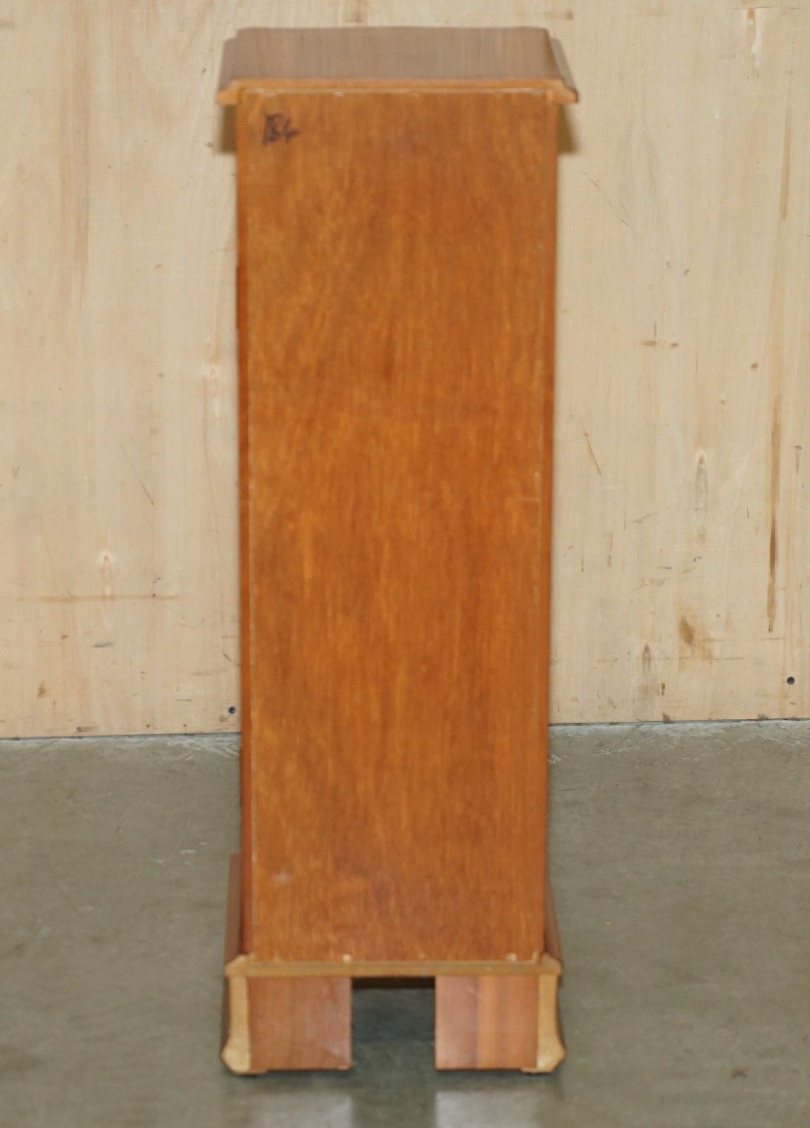 Lovely Vintage Burr Yew Wood Cd Or Dvd 30 Piece Holding Side Cabinet Tower photo vintage