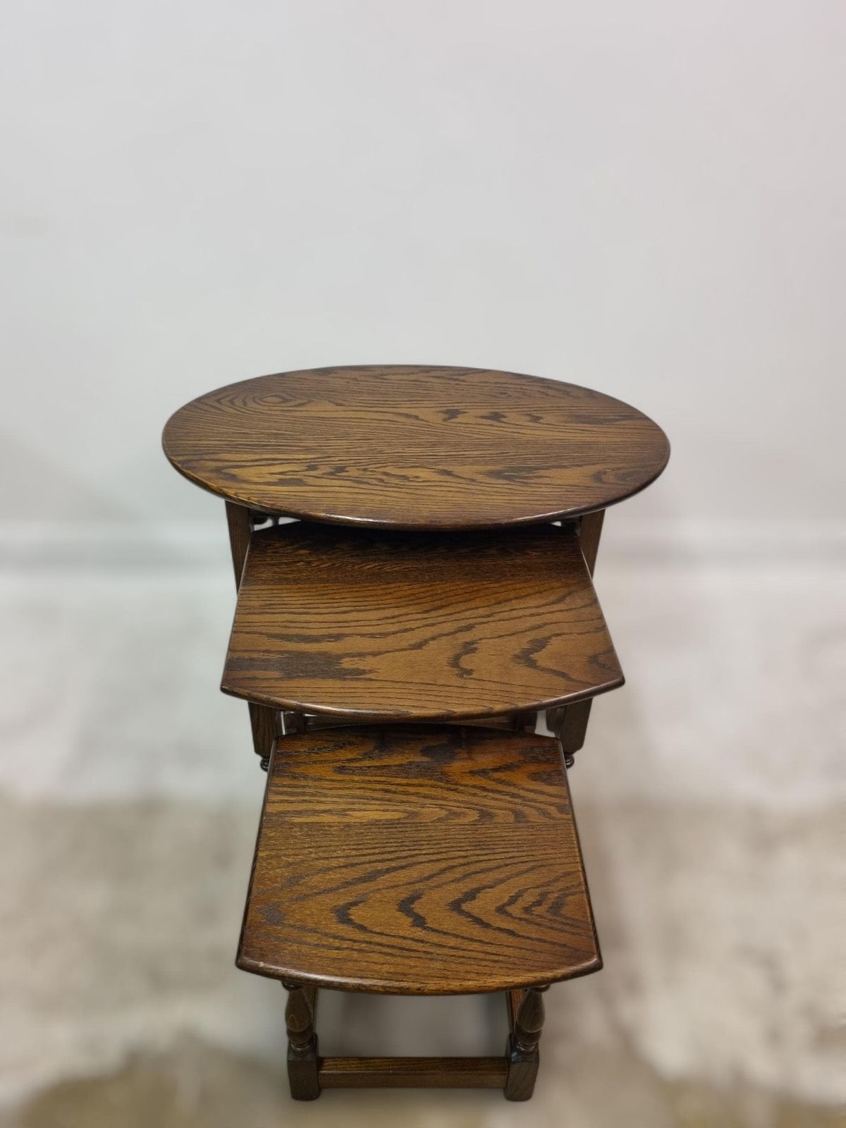 Vintage Old Charm Wood Bros / Oval Oak Nest Of 3 Tables / C1970 photo vintage