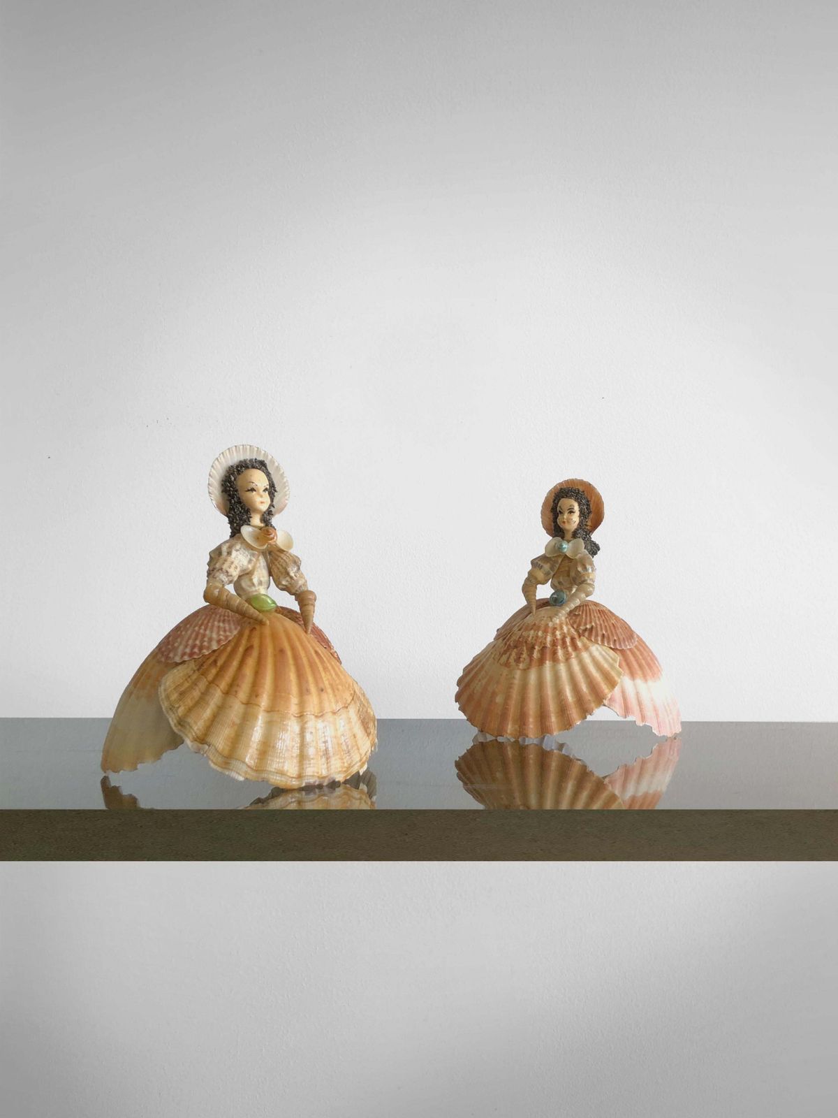 Pair Of Shabby Chic Neoclassical Sculptures Princess Shell France 1970 photo furniture
