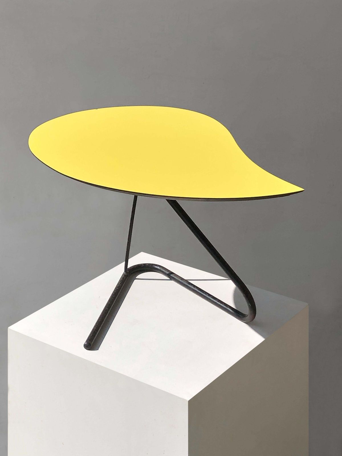 Mid Century Modernist Free Form Side Or Dressing Table, France, 1950 photo 2128.0