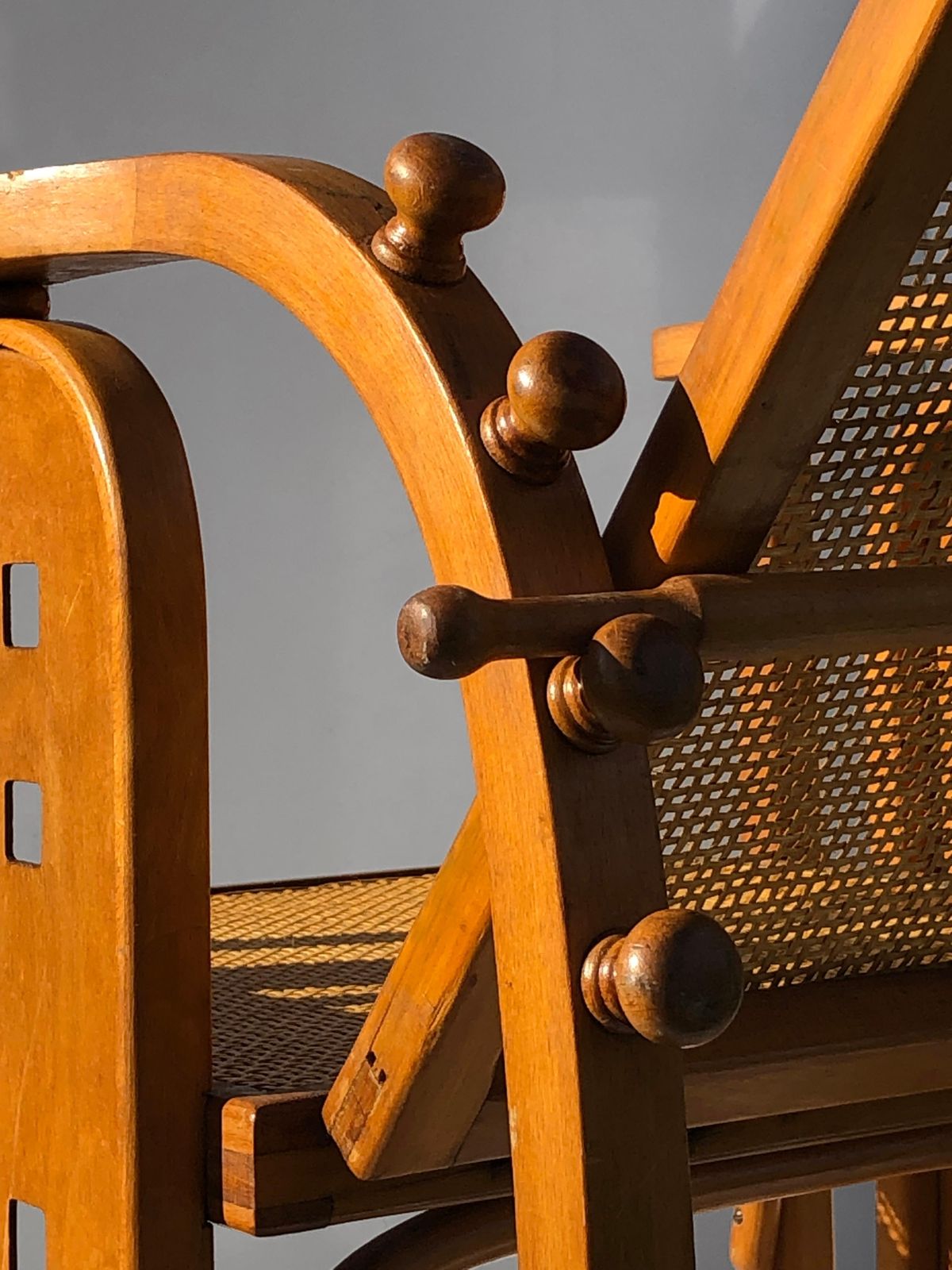 photo furniture Sitzmaschine Chair By Josef Hoffmann & Fischel Wiener Werkstatte Austria 1910