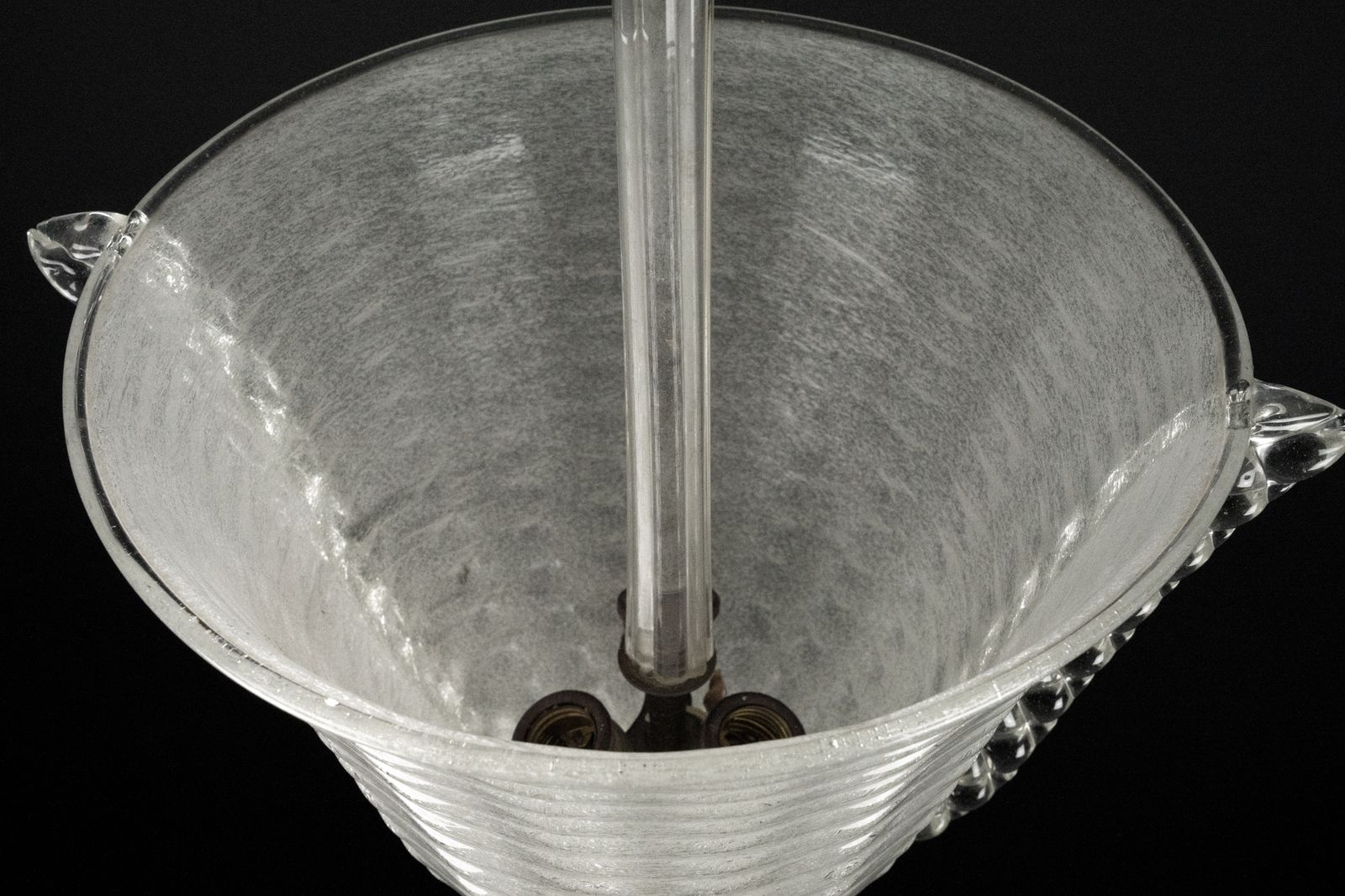 Rare Art Deco Ercole Barovier Chandelier In Pulegoso Murano Glass. Italy 1940s photo Lighting