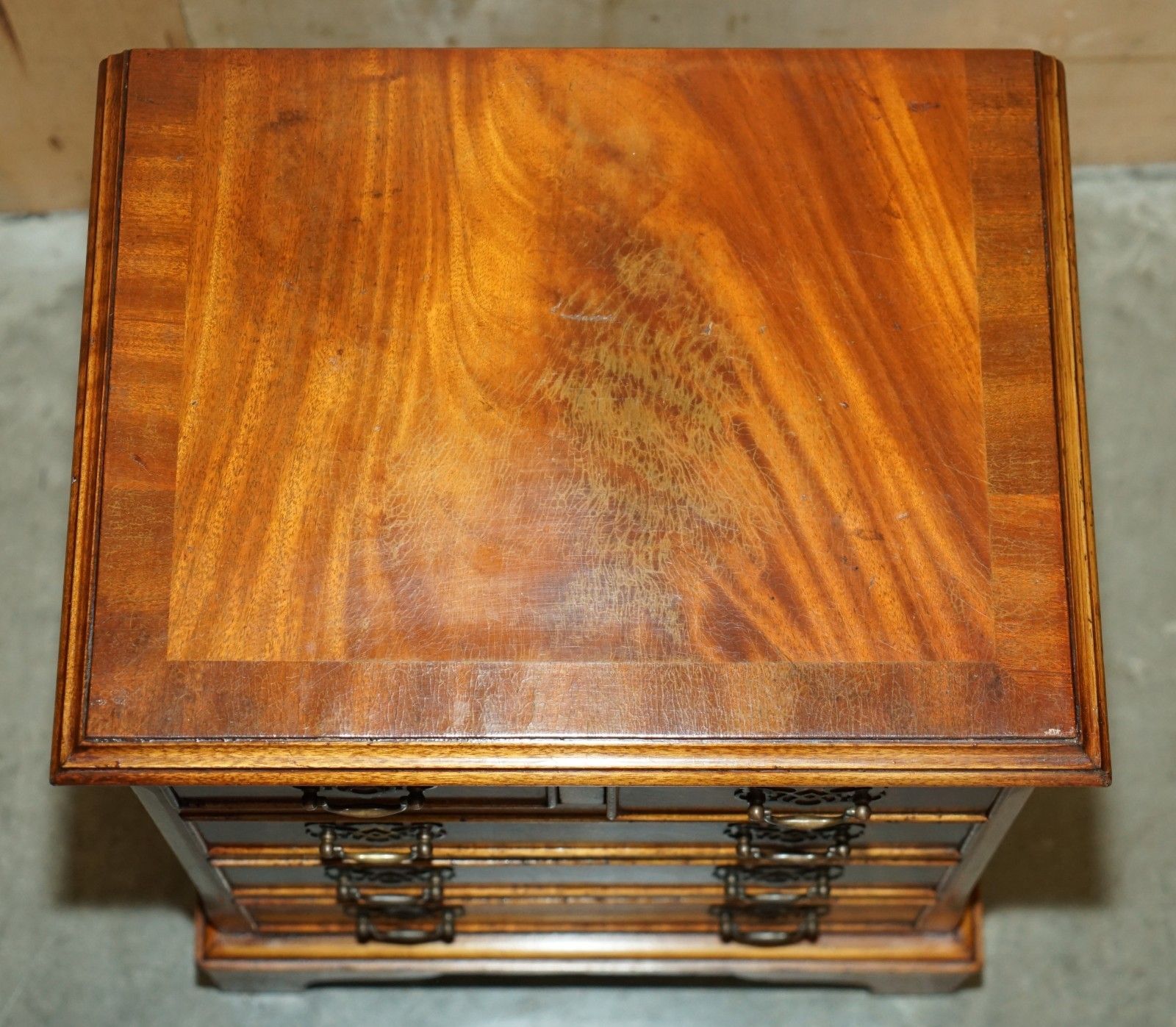 Vintage Pair Of Flamed Mahogany Side Table Sized Nightstands Chest Of Drawers photo buy