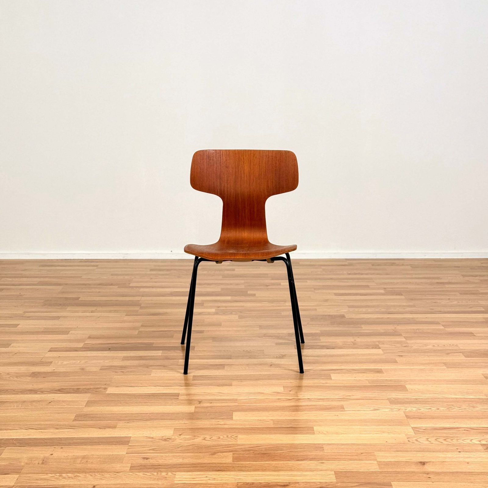 Single Dining Chair Made Of Teak By Fritz Hansen photo for sale