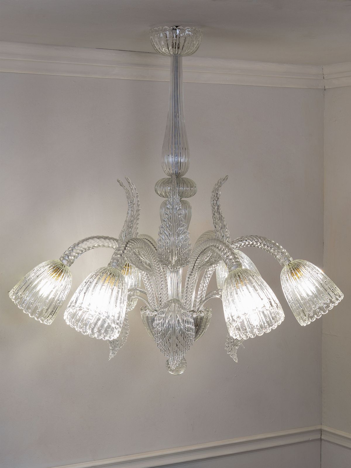 photo furniture Vintage Barovier & Toso Murano Glass Chandelier With Six Lights