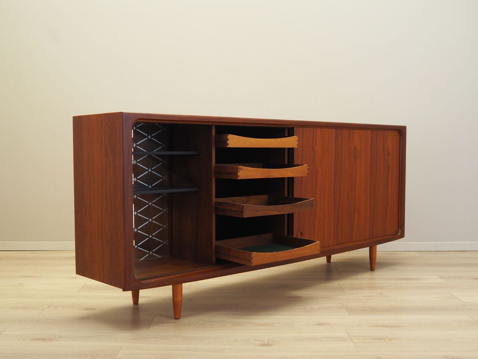Teakhouten Dressoir, Deens Design, Jaren 1970, Productie: Denemarken photo buy