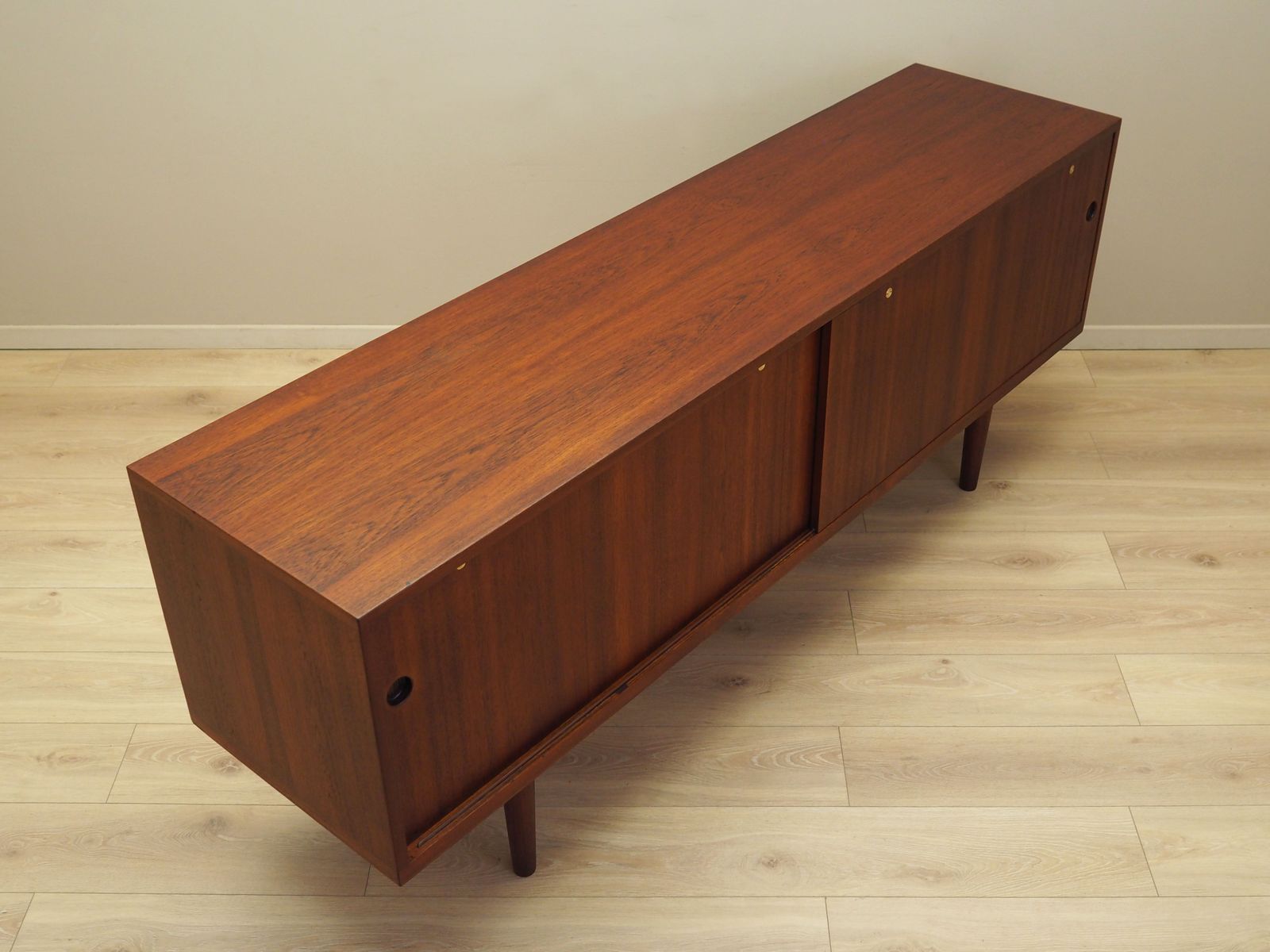 Teak Sideboard, Danish Design, 1960s, Designer: Hans J. Wegner, Production: Ry Møbler photo vinterior