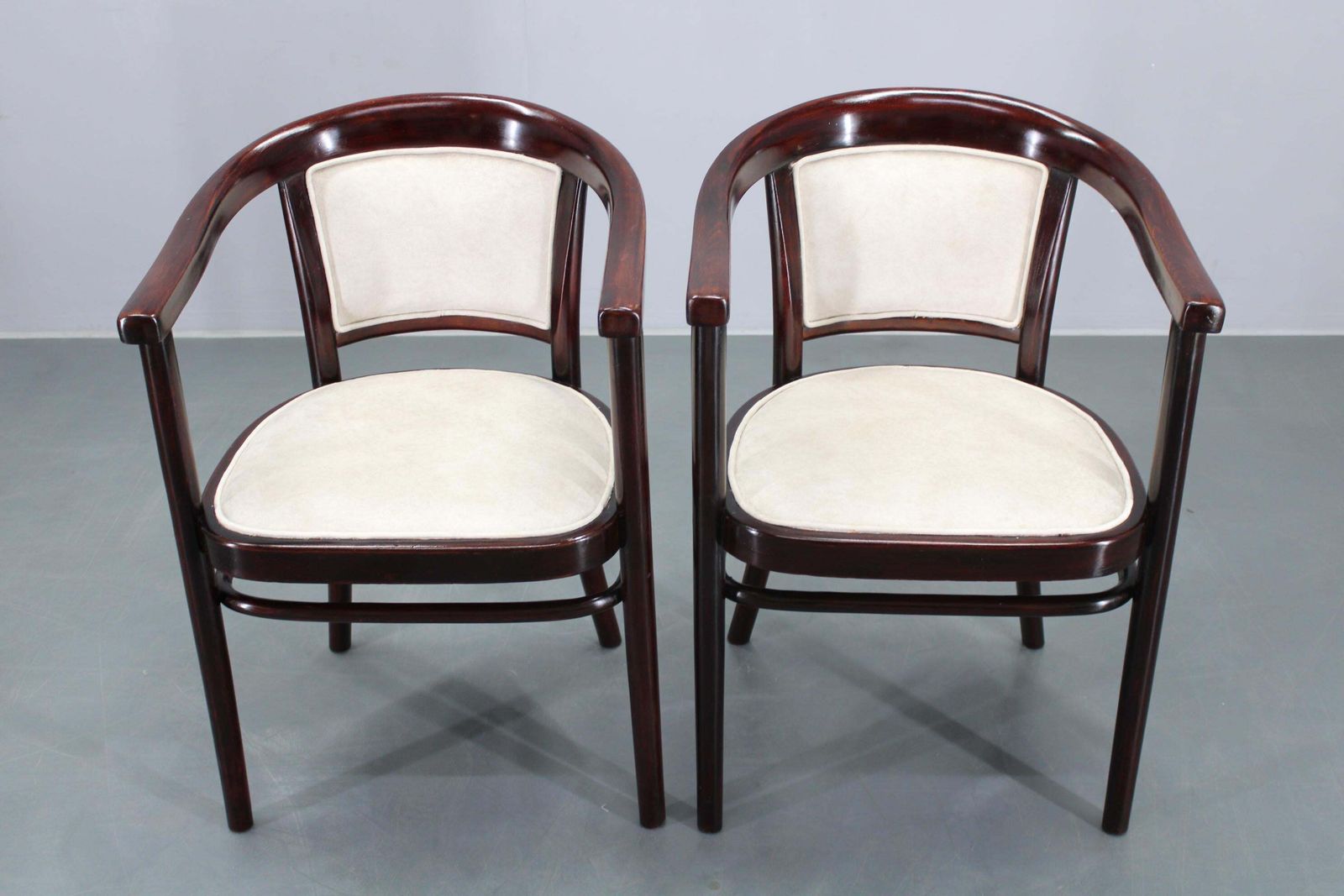 1930s Pair Of Restored Thonet Armchairs, Czechoslovakia photo Furniture