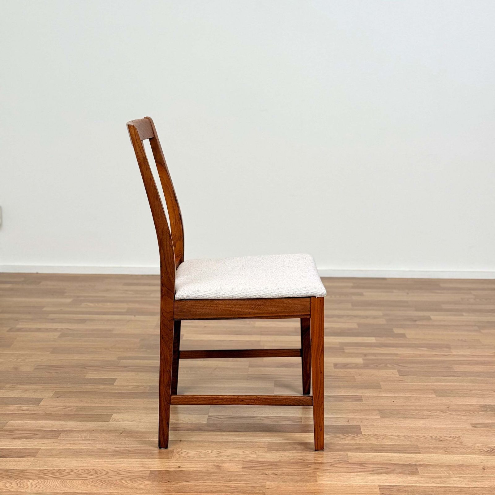 Swedish Set Of 6 Dining Chairs In Teak photo 1262.0