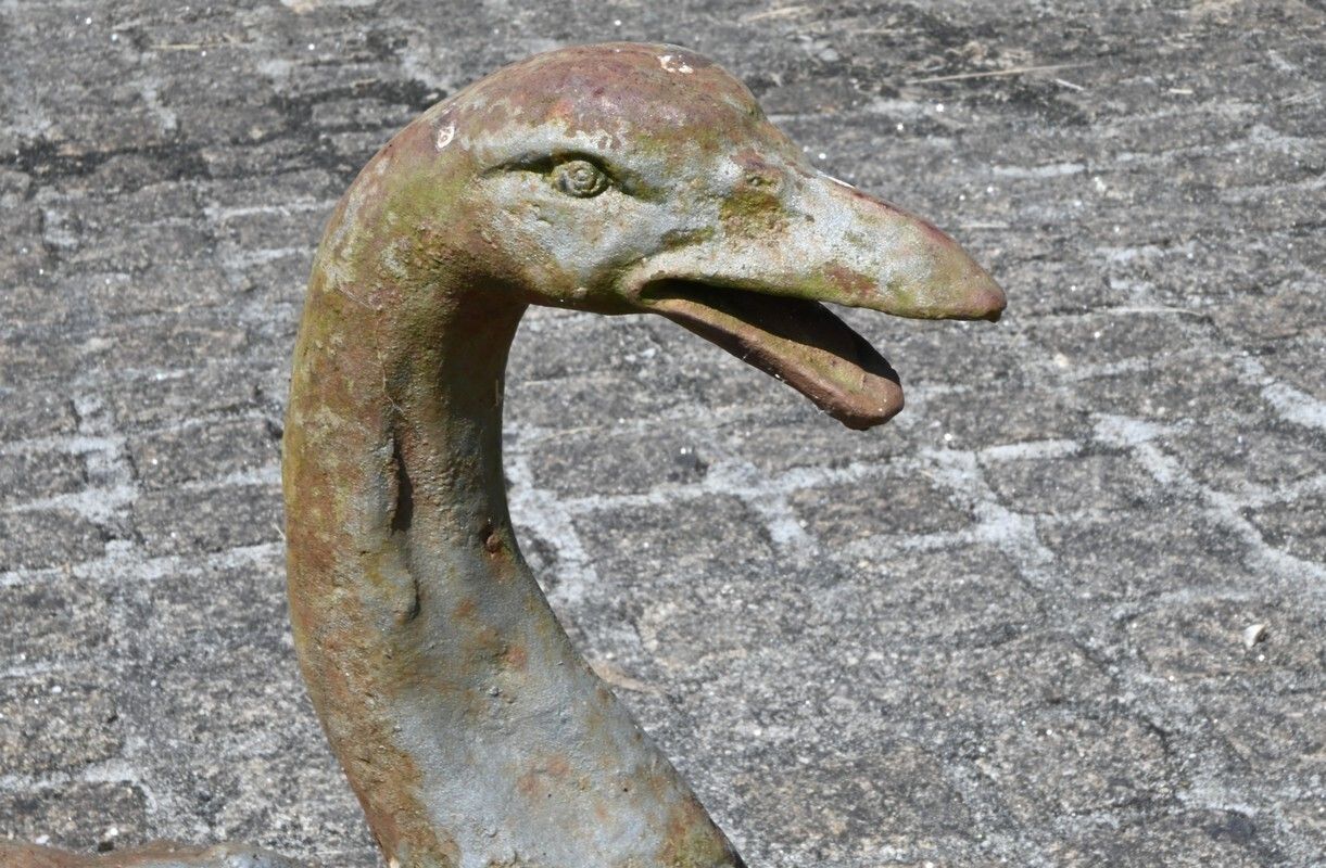 Pair Of Cast Iron Ducks – 20th Century photo vintage