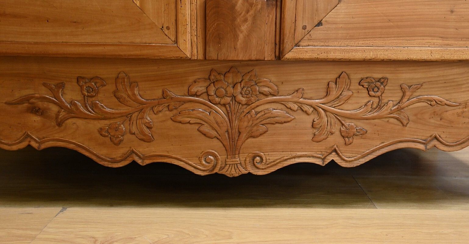 photo for sale Nantaise Cherrywood Wardrobe, Louis XV Style – Part 1 Of The 19th Century