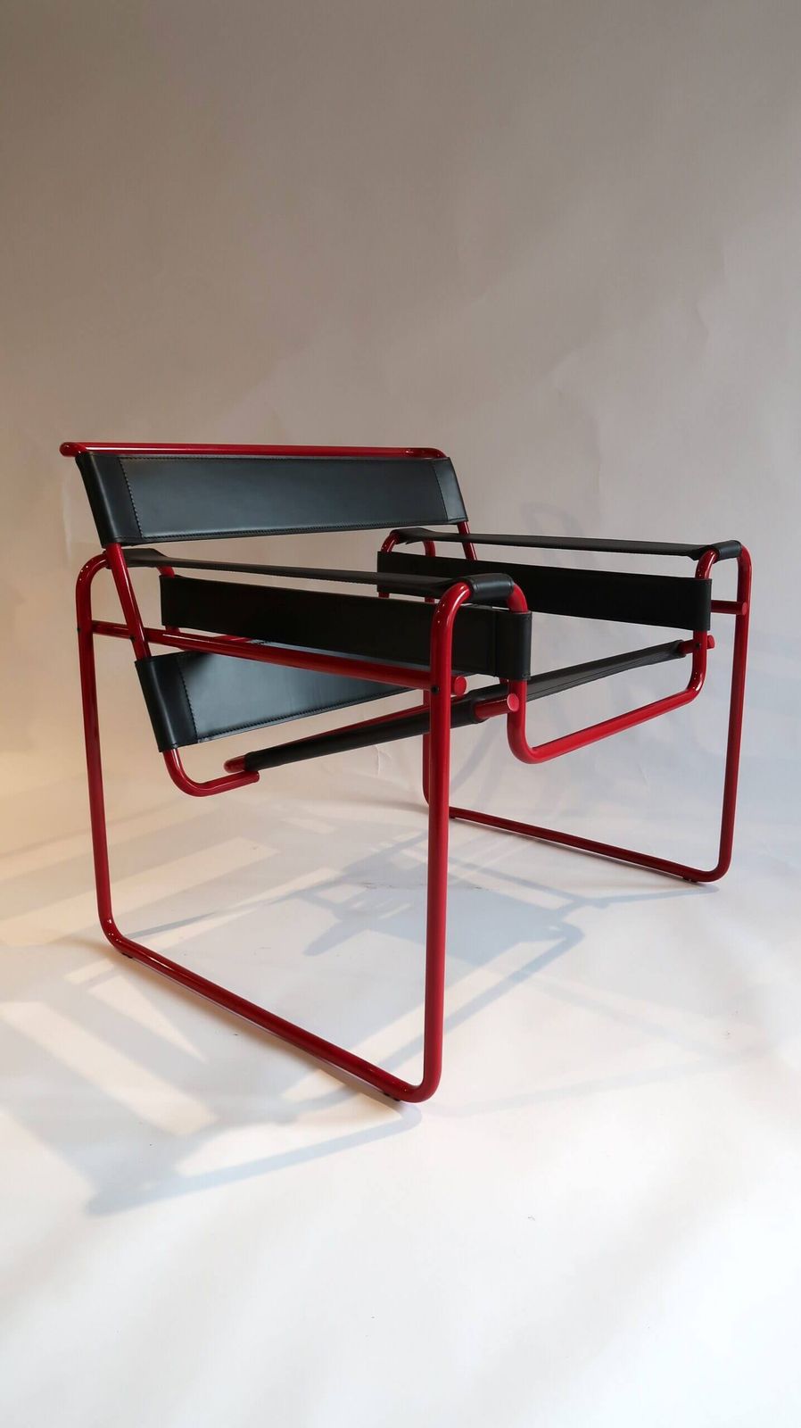Wassily Armchair With Red Lacquered Metal Frame And Black Leather, Marcel Breuer, Knoll, Edition 2024 photo furniture